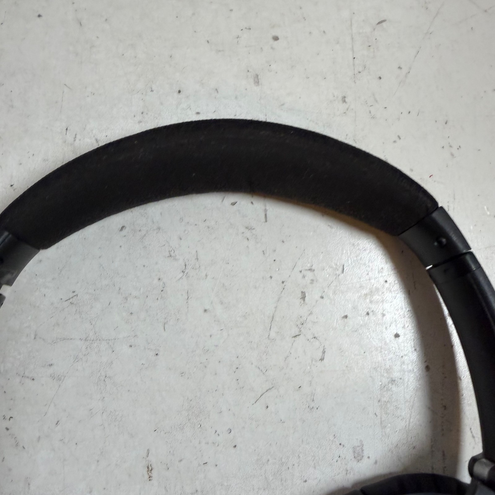 Bose QuietComfort 25 QC25 Dark Gray Noise-Canceling Stereo Wired Headphones