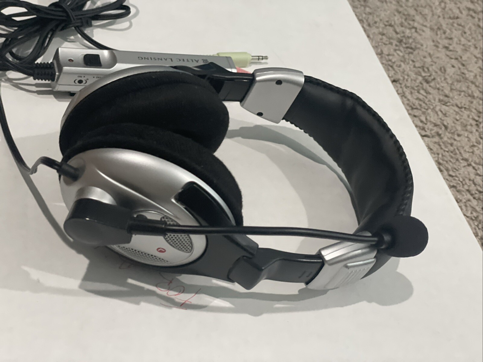 Altec Lansing AHS602i Retro Gaming Headset – Silver/Black – 2005
