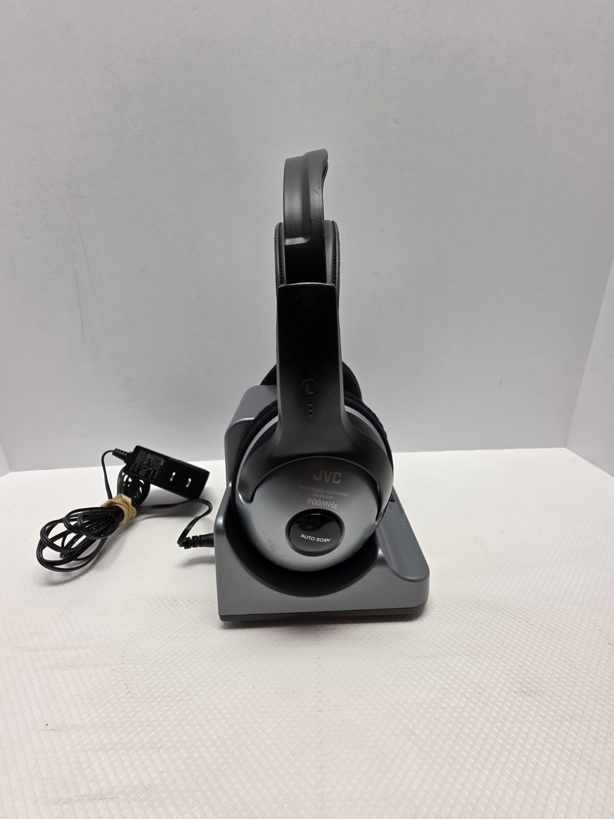 JVC KENWOOD HA-W600RF 900MHz Wireless Headphones w/ Transmitter & Power Adapter!