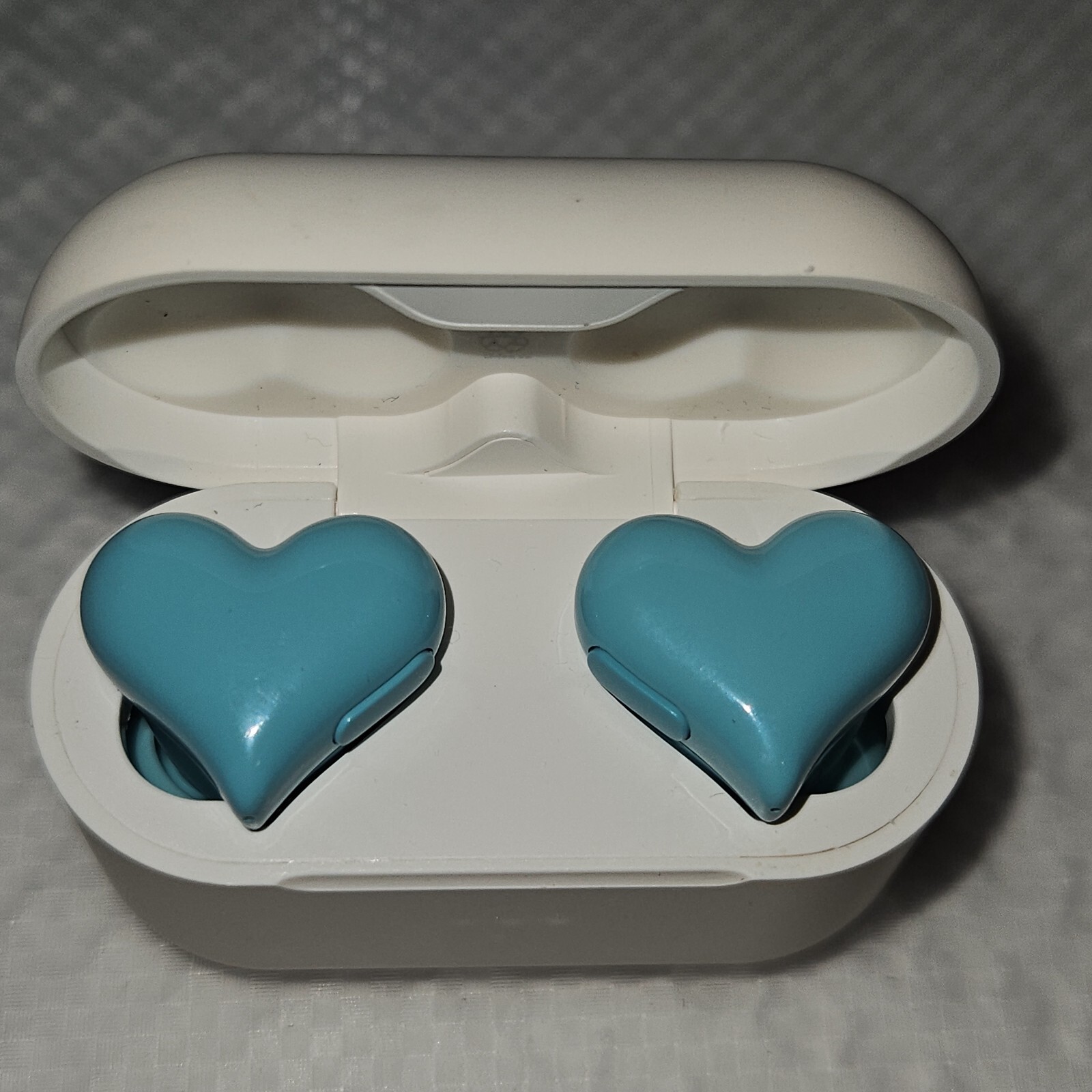 Softbank Selection Heart Buds Wireless Earphones Blue Dynamic 6mm HeartBuds