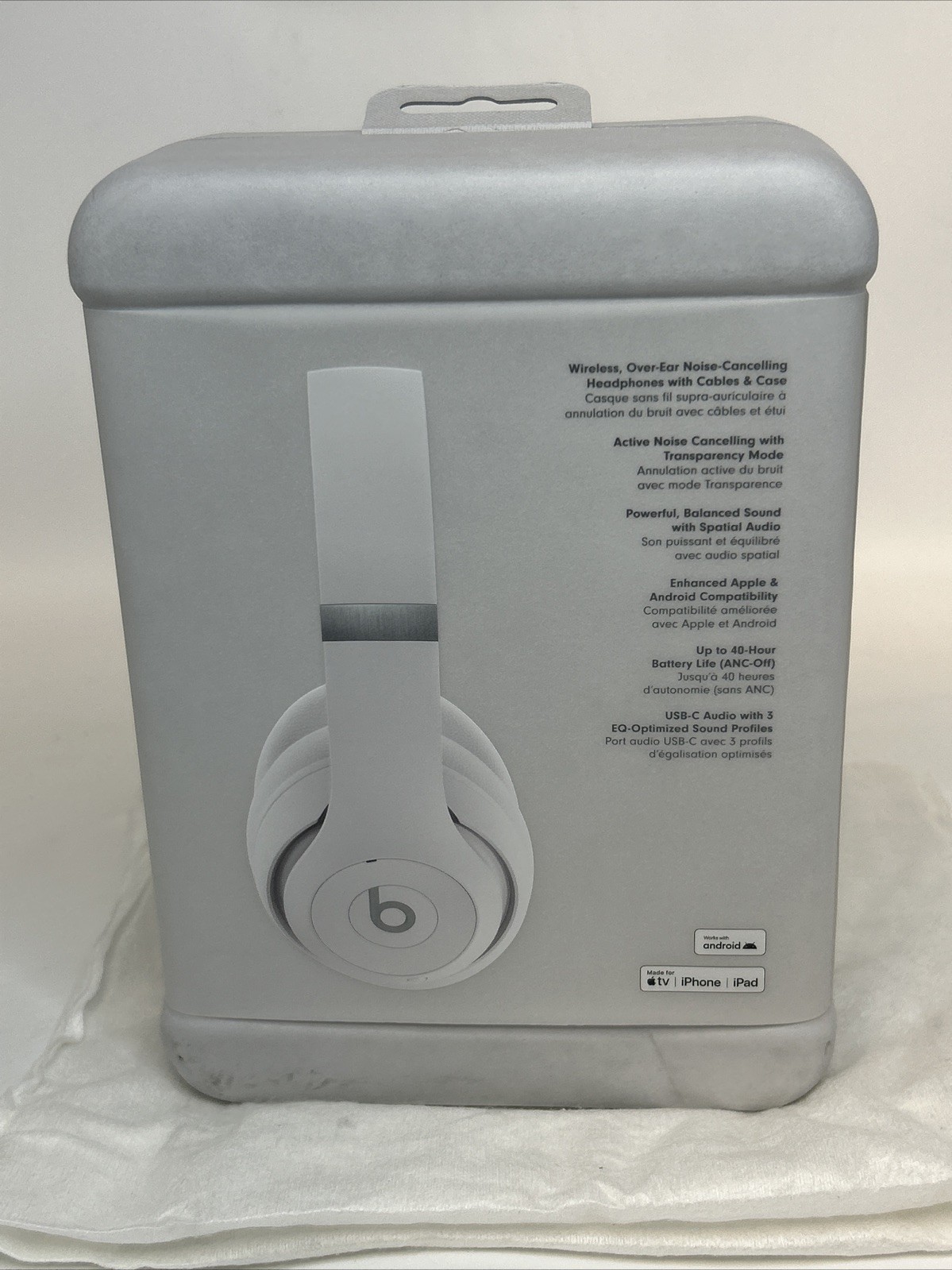 Beats Studio Pro – Premium Wireless Over-Ea Headphones – Matte White *SEALED*