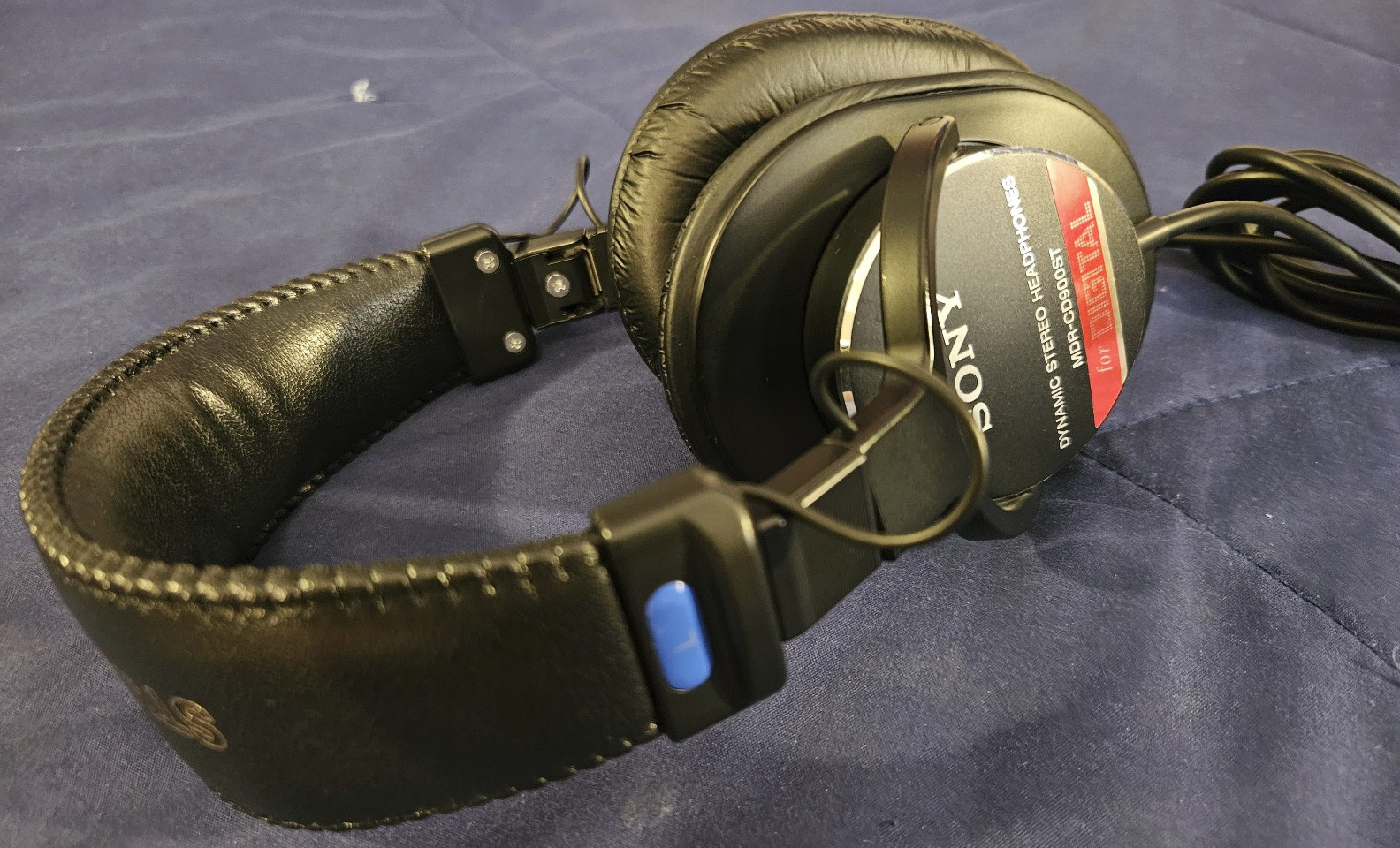 SONY MDR-CD900ST Studio Monitor Headphones, US Seller Genuine Item Japan Import!
