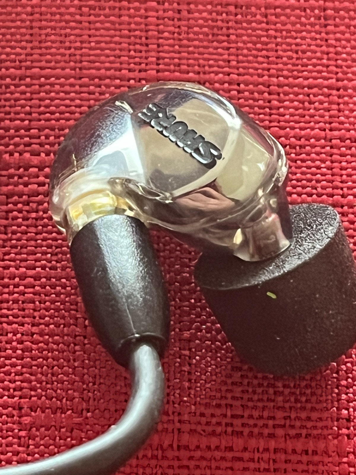 Shure SE425 Sound Isolating In-Ear Stereo Headphones