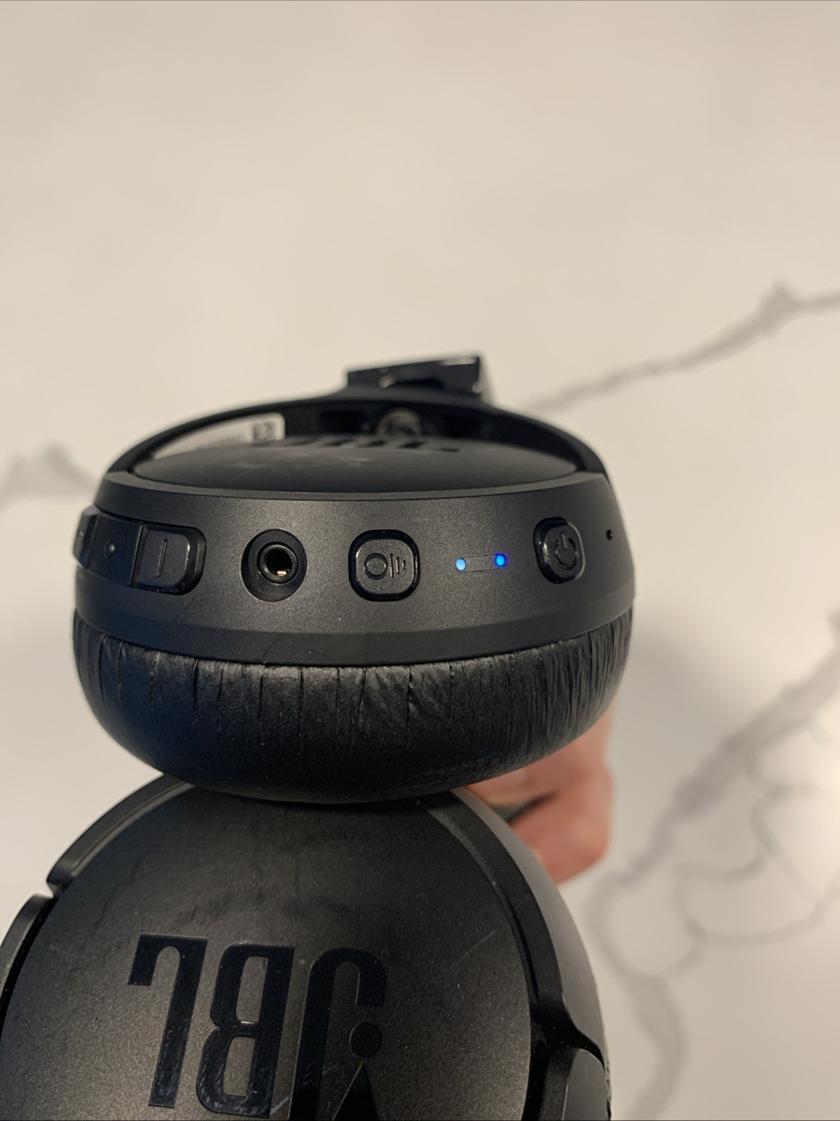 JBL Tune 670NC Black Adaptive Noise Cancelling Wireless On-Ear Headphones Tested