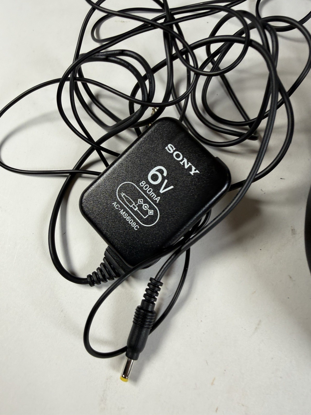 Sony MDR-NC500D Digital Noise Canceling Headphone (Black)