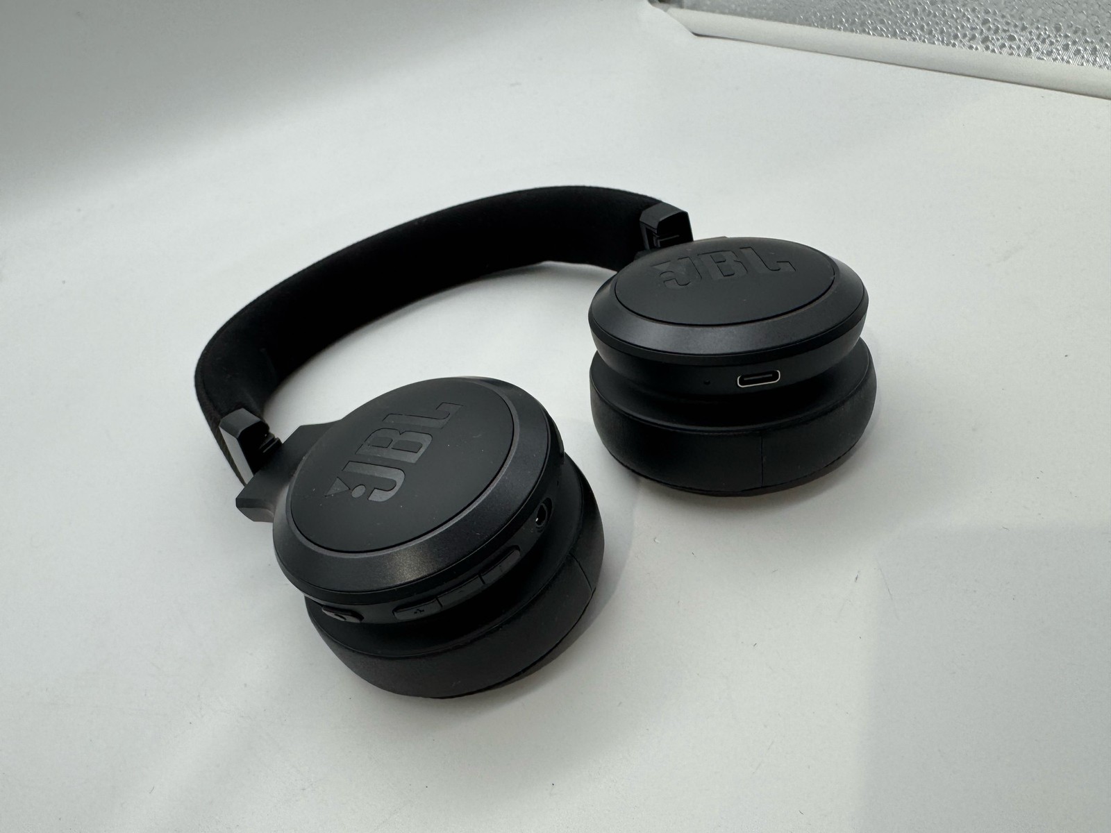 JBL Live 675NC Wireless On-Ear Headphones Noise Cancelling BT 5.3 Black (11)