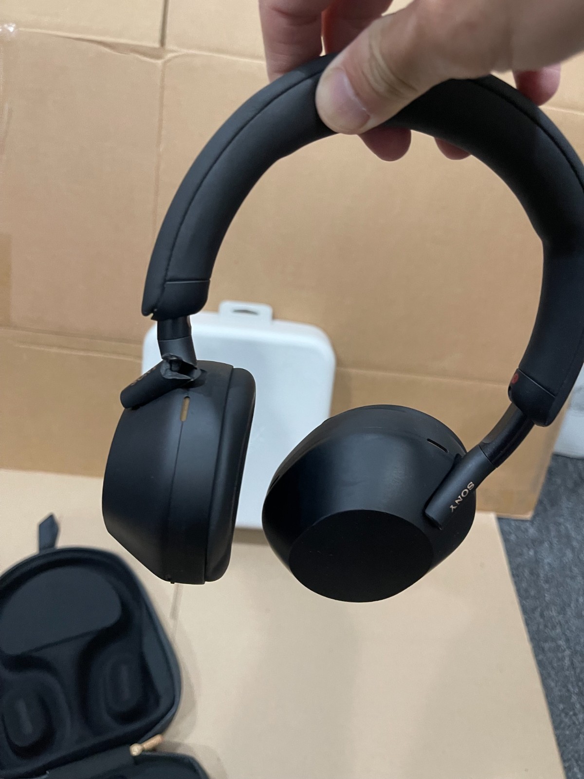 Sony WH-1000XM5 Wireless Noise Canceling Headphones Parts Only Used