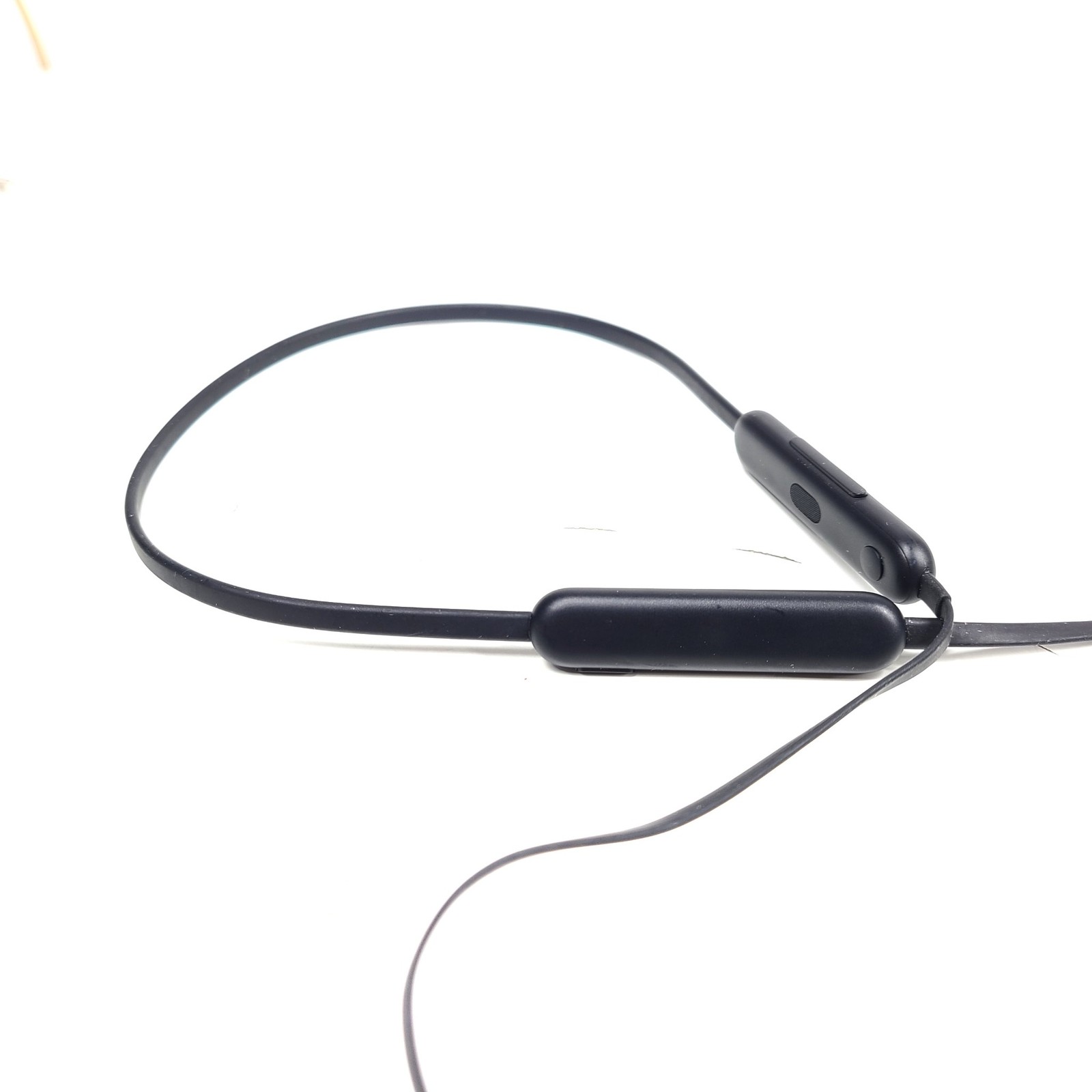 Beats by Dr. Dre Flex Wireless Bluetooth In-Ear Headphones A2295 – Beats Black