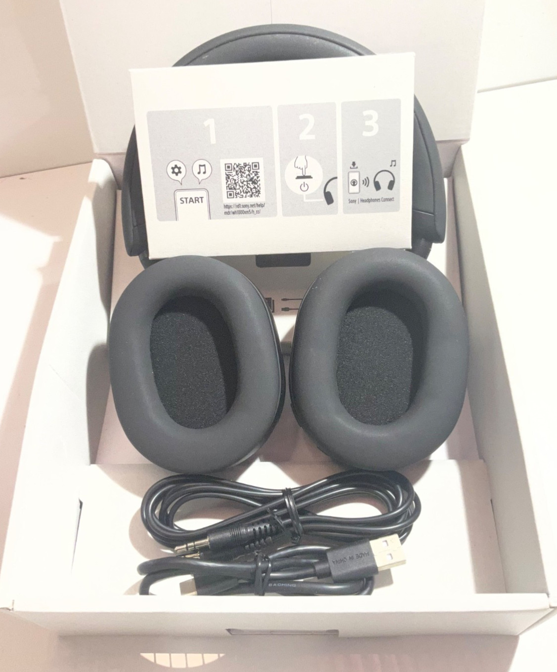 Sony WH-1000XM5/SA Wireless Noise Canceling Over-Ear Headphones New W/open Box