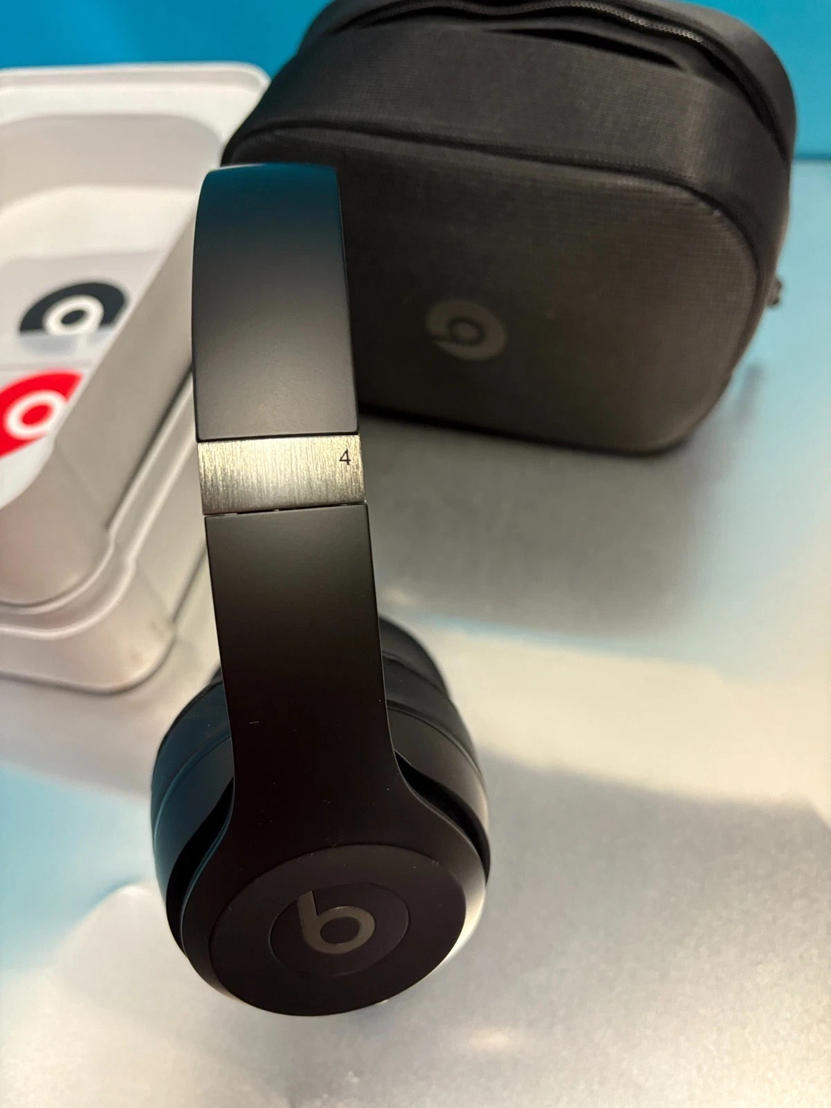 Beats Solo 4 Wireless Bluetooth On-Ear Headphones Matte Black