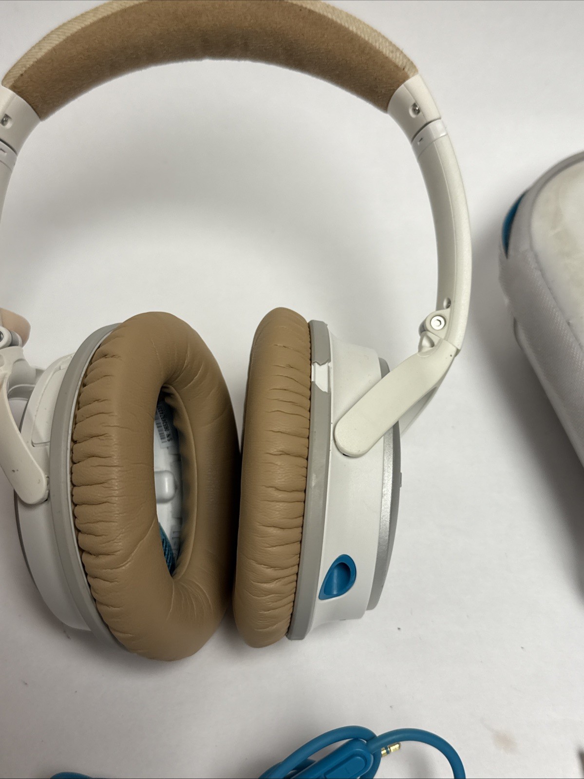 Bose QC25 Bose QuietComfort 25 Wired Headphones White