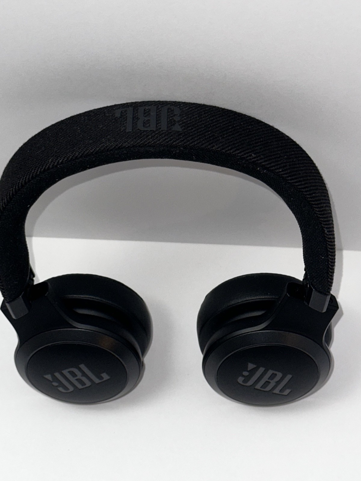 JBL Live 675NC Noise Cancelling Bluetooth On-Ear Wireless Headphones – Open Box