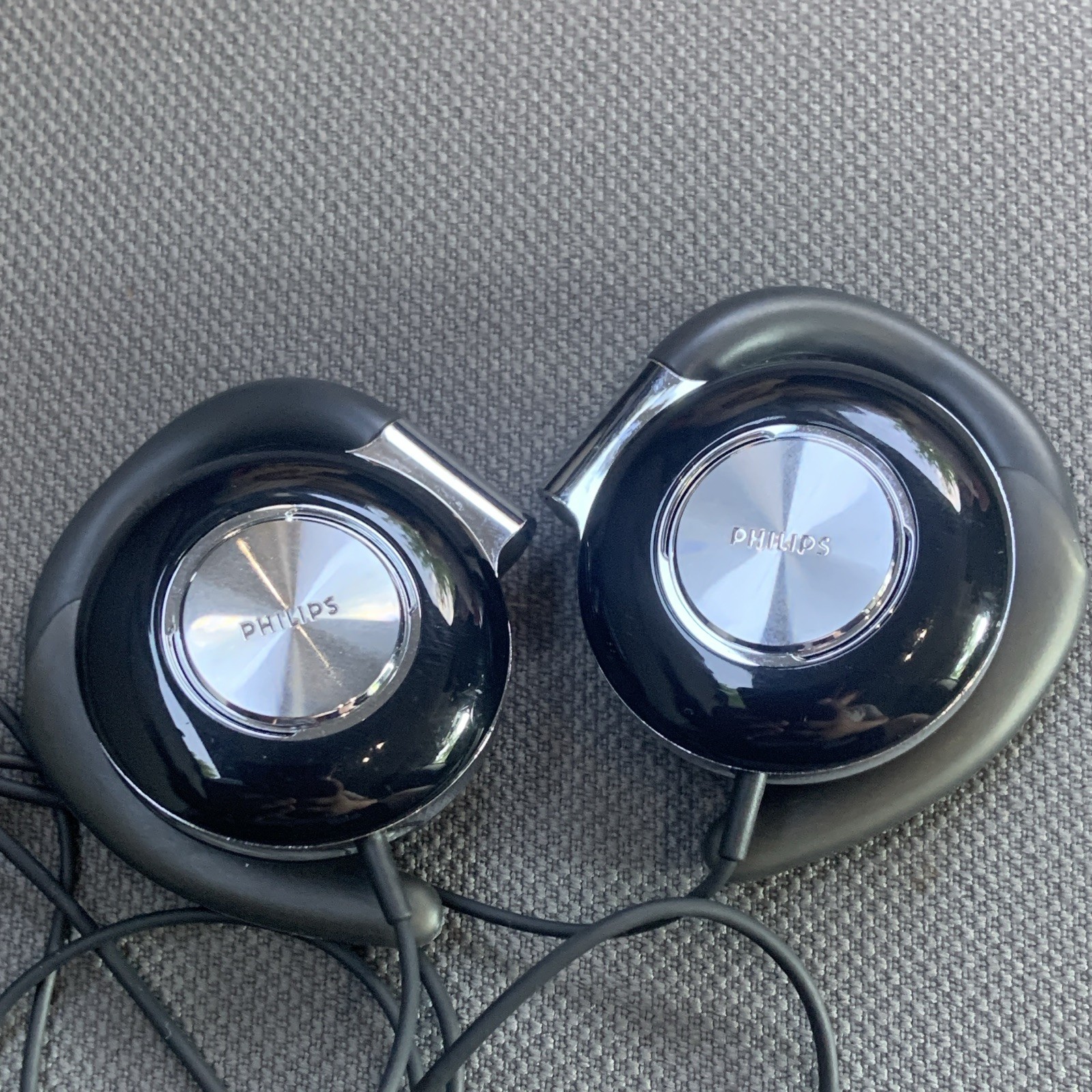 Philips A3911011 Wired On-Ear Headphones 3.5mm Jack Black/Silver Adj.