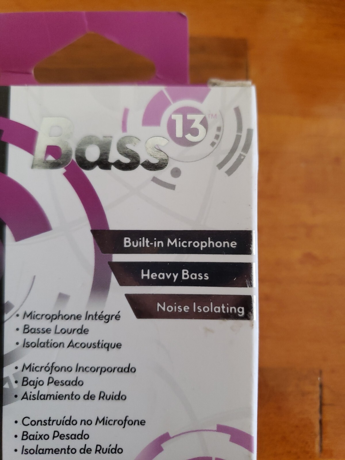 Maxell Bass 13 Earphones W/Mic Enhanced Bass Experience