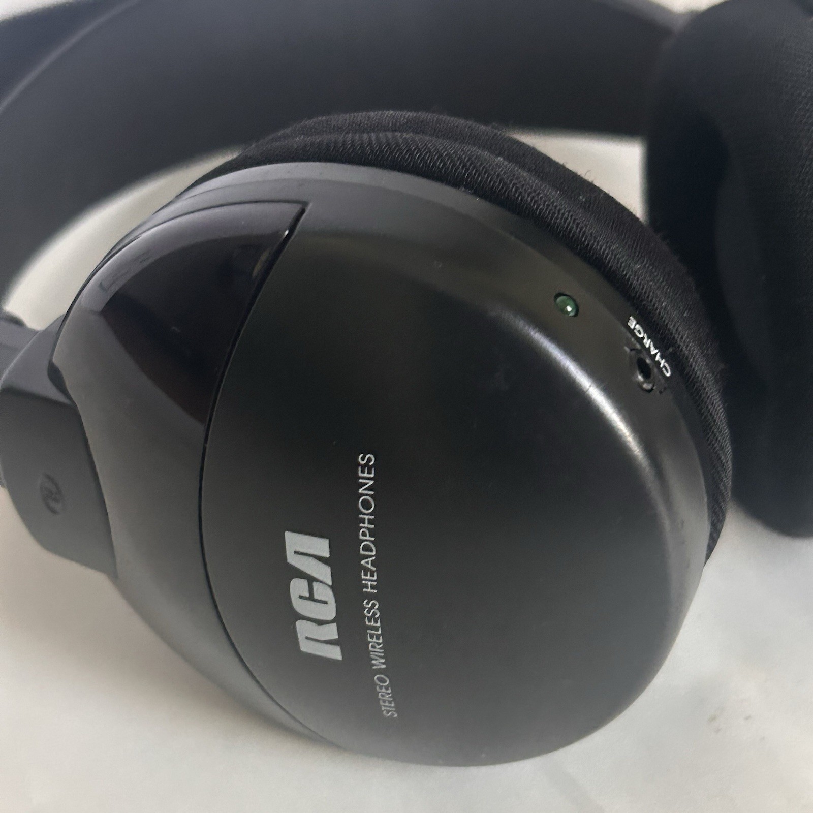 RCA Wireless Infra Red Headphones Flat Transmitter Black Box Used Good