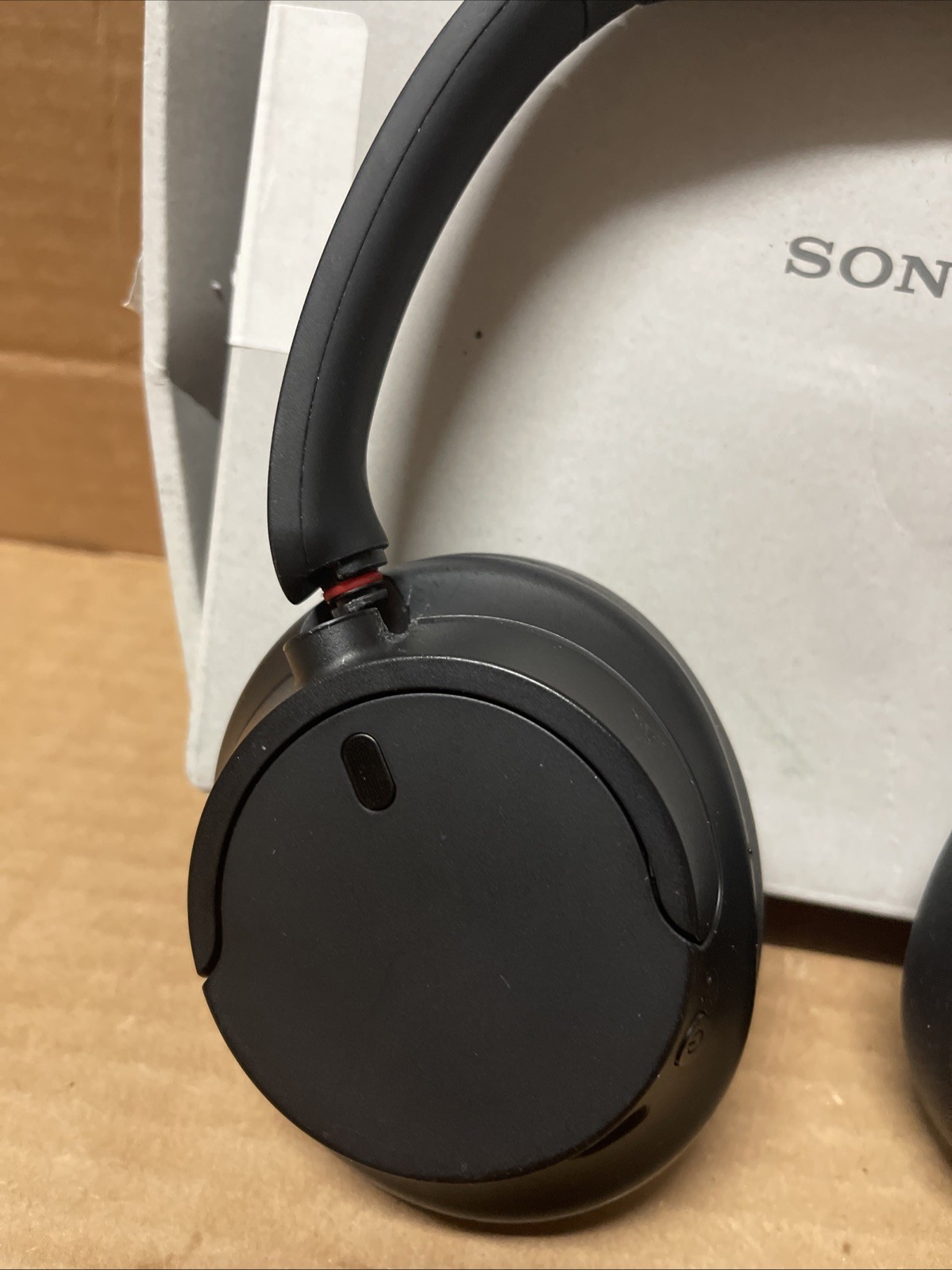 Sony WH-CH720N Noise Canceling Wireless Headphones **READ DESCRIPTION**