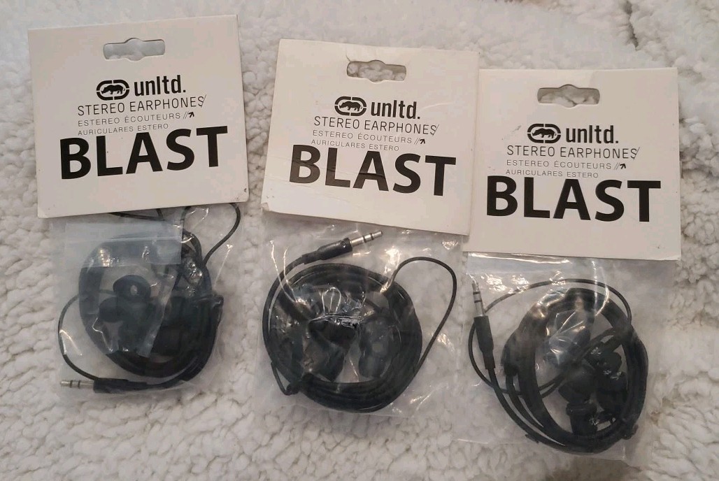 3x – Unltd. Genuine OEM Wired Stereo Earphones Blast 9mm Driver Unit 1.20M Cord