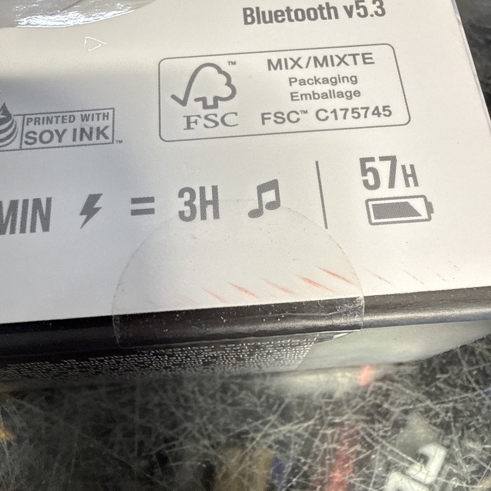 JBL Tune 520BT, Wireless on-ear headphones 520 BT white free shipping