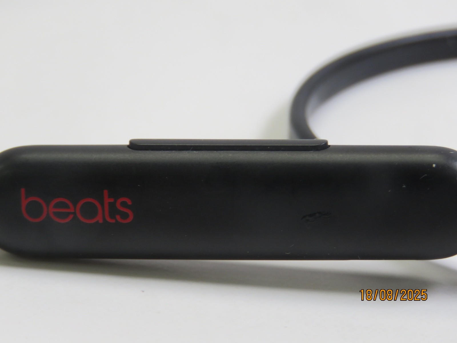 Beats by Dr. Dre Flex Wireless In-Ear Headphones – Black [DP72]