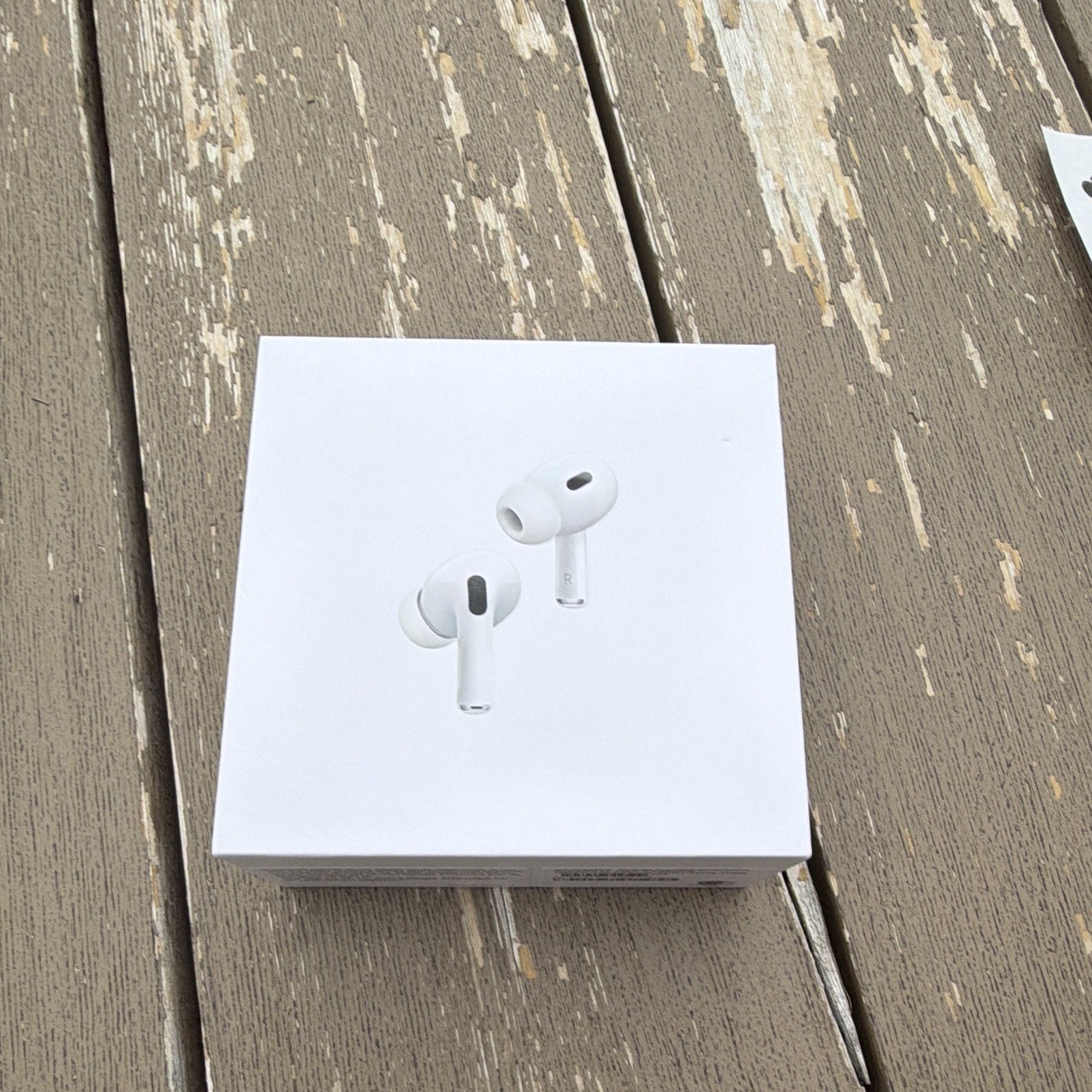 Apple AirPods Pro 2nd Gen White Wireless In-Ear Earbuds Noise Cancel USB-C