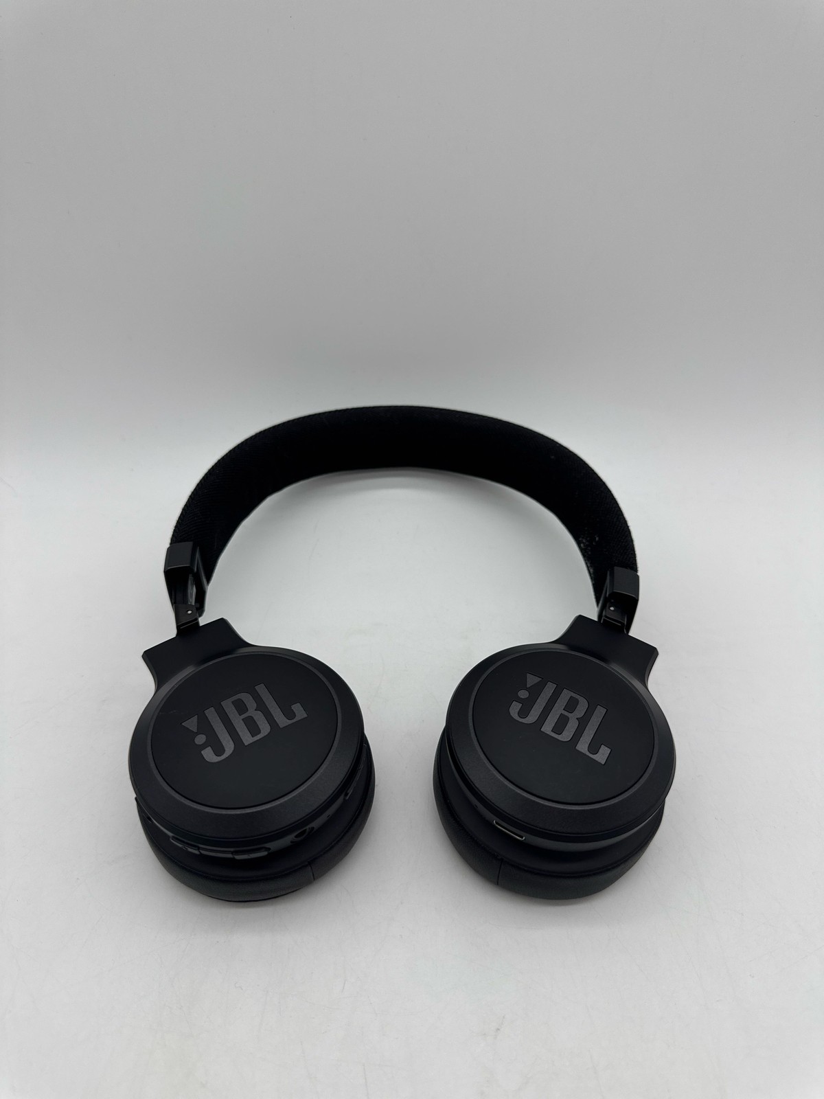 JBL Live 675NC Wireless On-Ear Headphones Noise Cancelling BT 5.3 Black (2)
