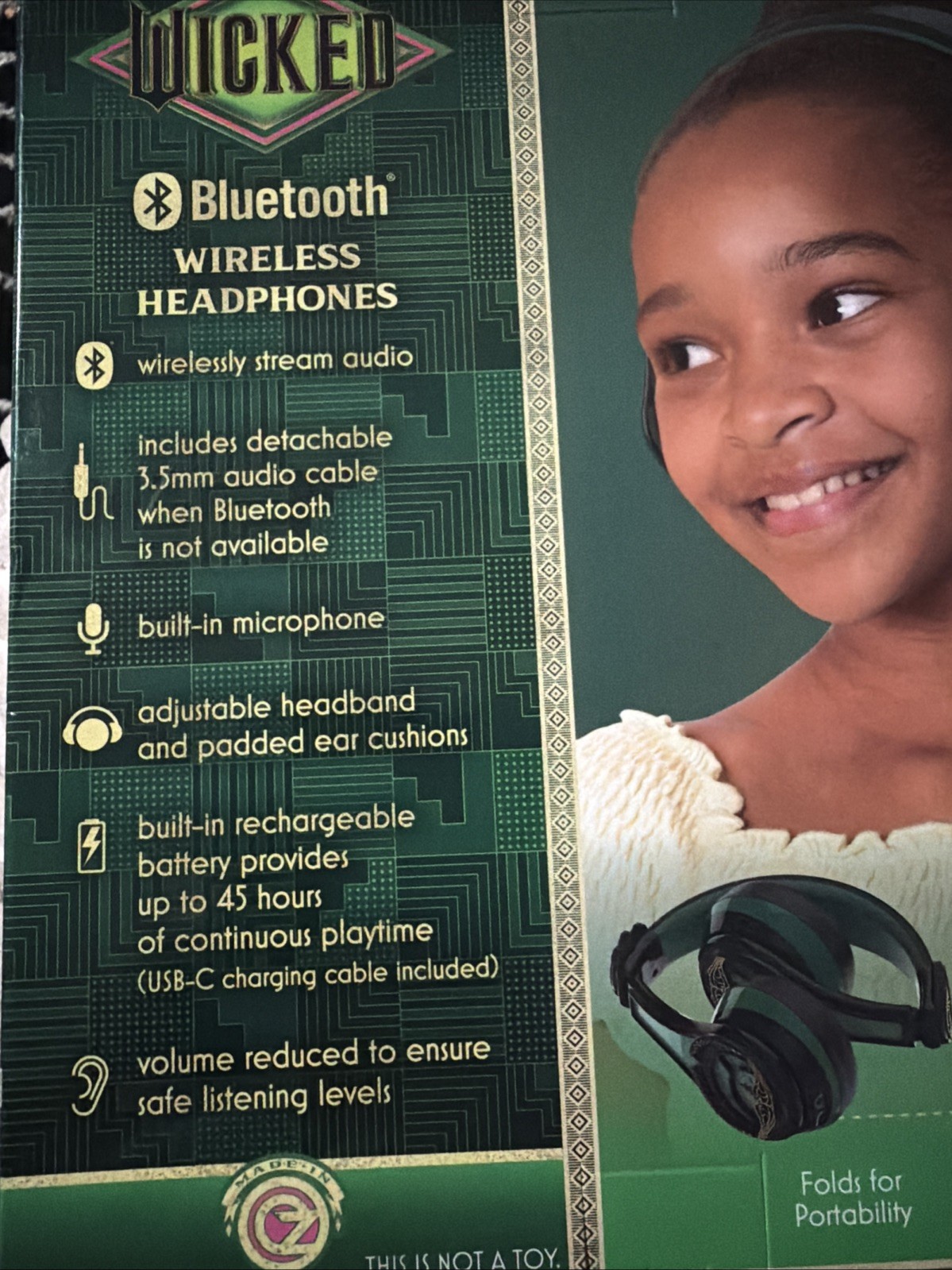 eKids Wicked Elphaba Bluetooth Headphones, Wireless Headphones with Microphone