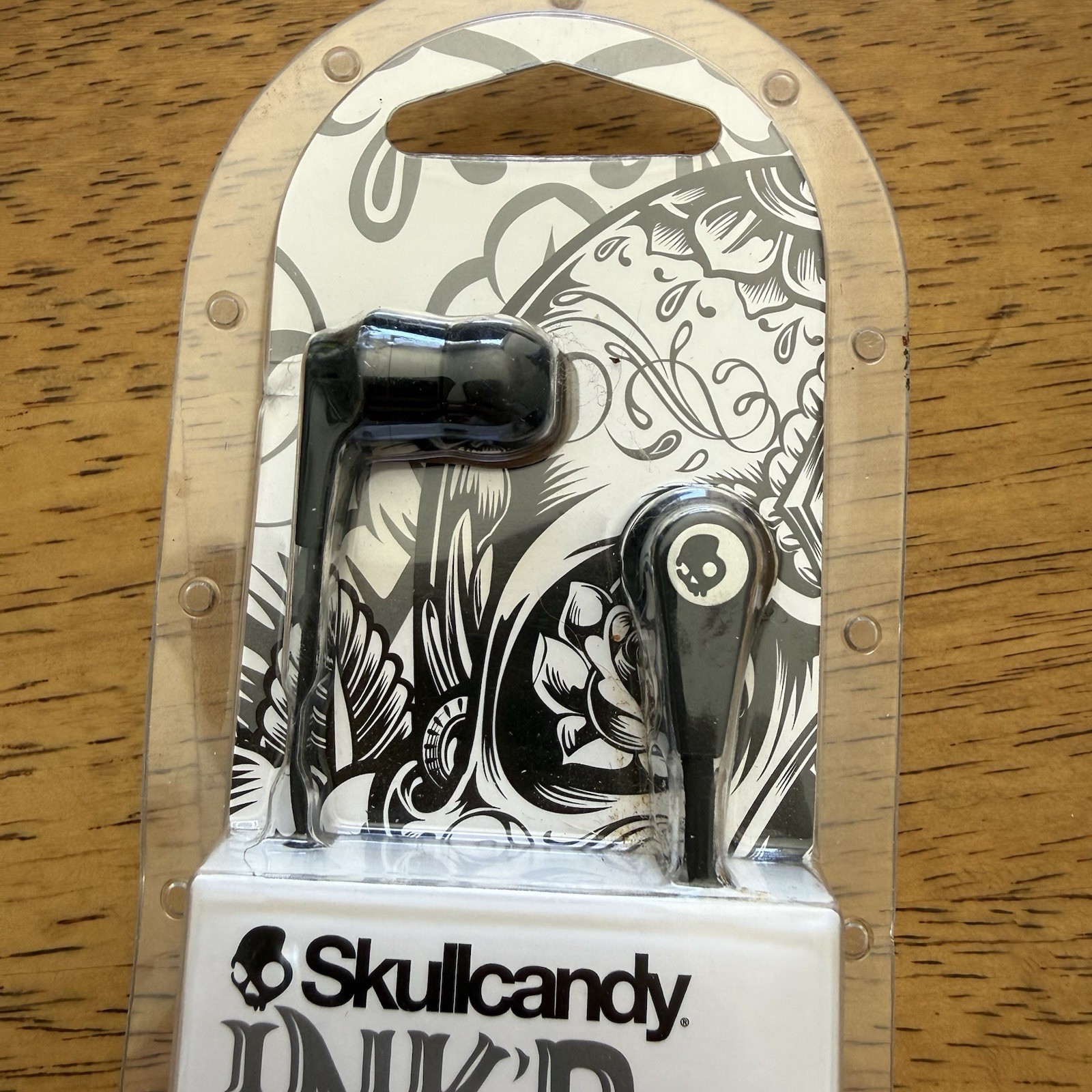 NEW Skullcandy Ink’d Microphone & Remote Black 2016 In-Line Earbuds 2 Silicone