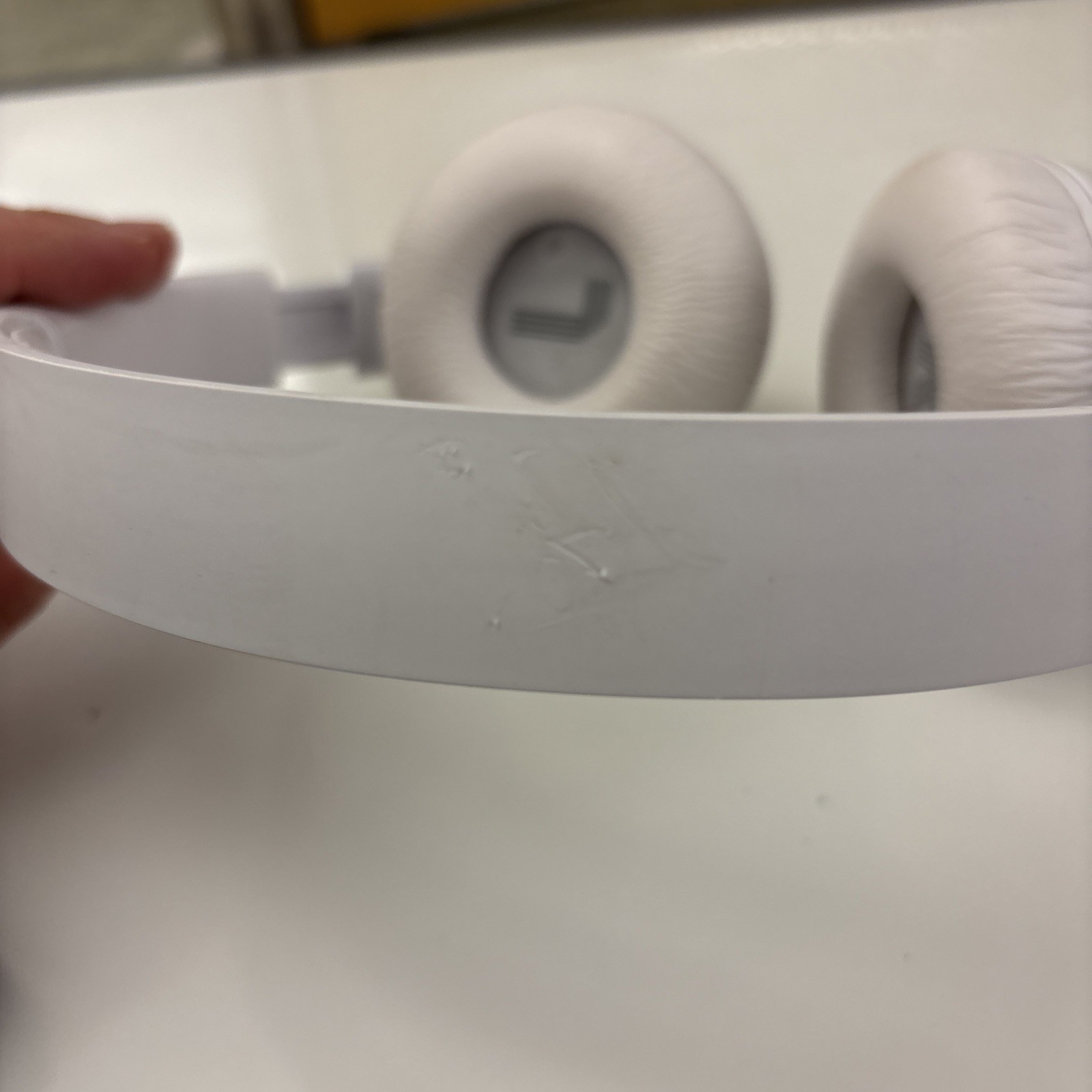 JBL Tune 670NC Noise Cancelling Wireless On-Ear Headphones (White)