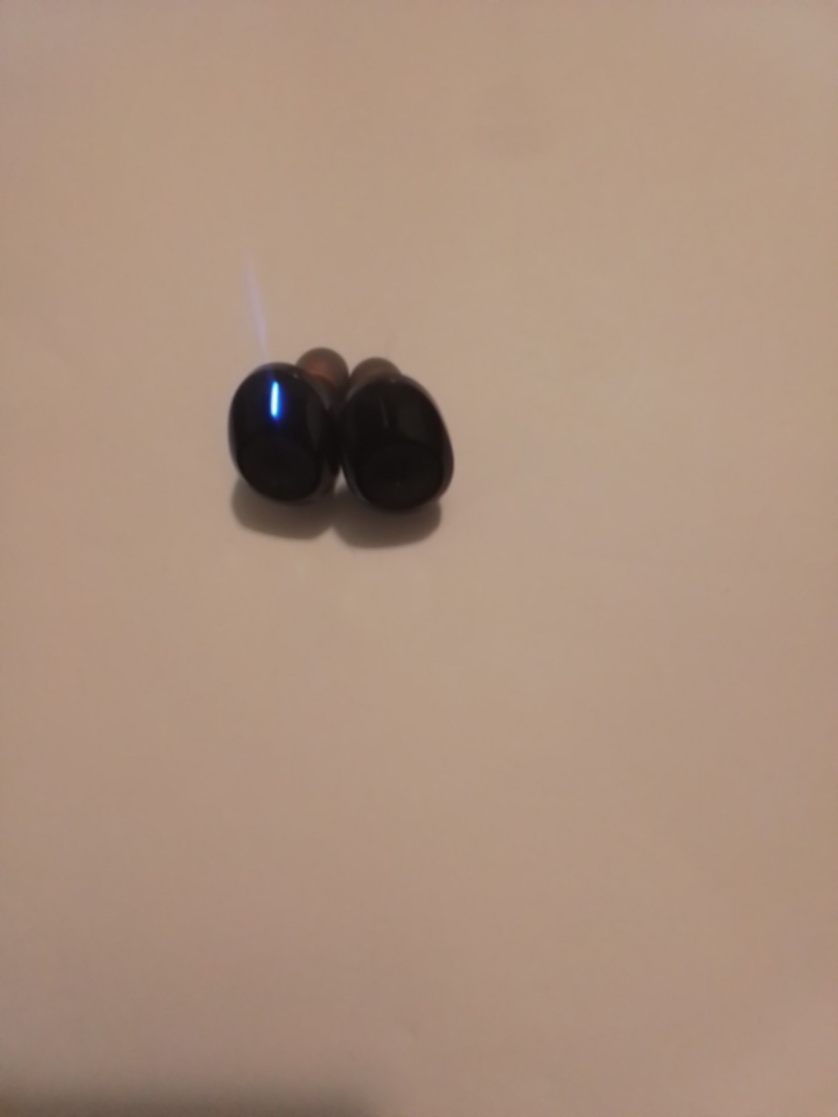 JBL Wireless Bluetooth Earbuds – Excellent Condition, Includes Charger, No Box