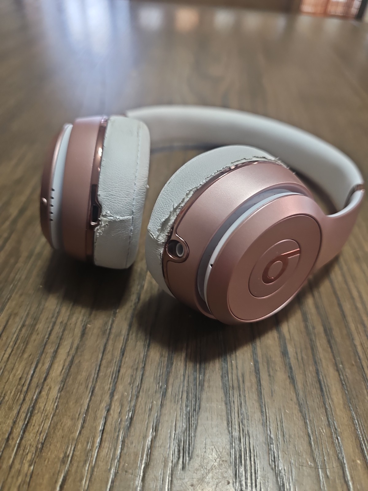 Beats by Dr. Dre Beats Solo3 Wireless On-Ear Headphones – Rose Gold! Works Great