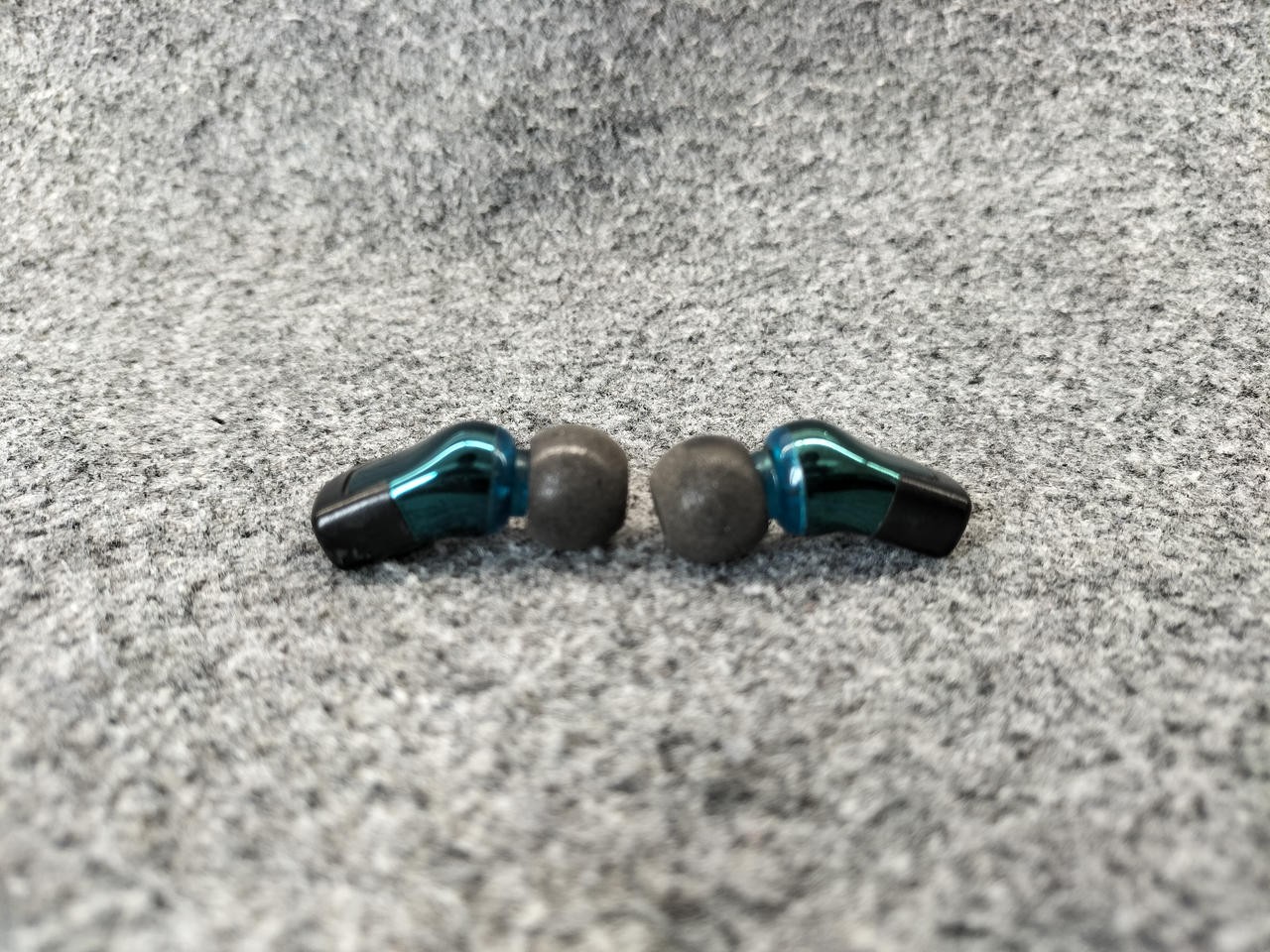 Ultimate Ears Triple.Fi 10 Triple Driver IEMs – Pro Triple BA, Exc Condition