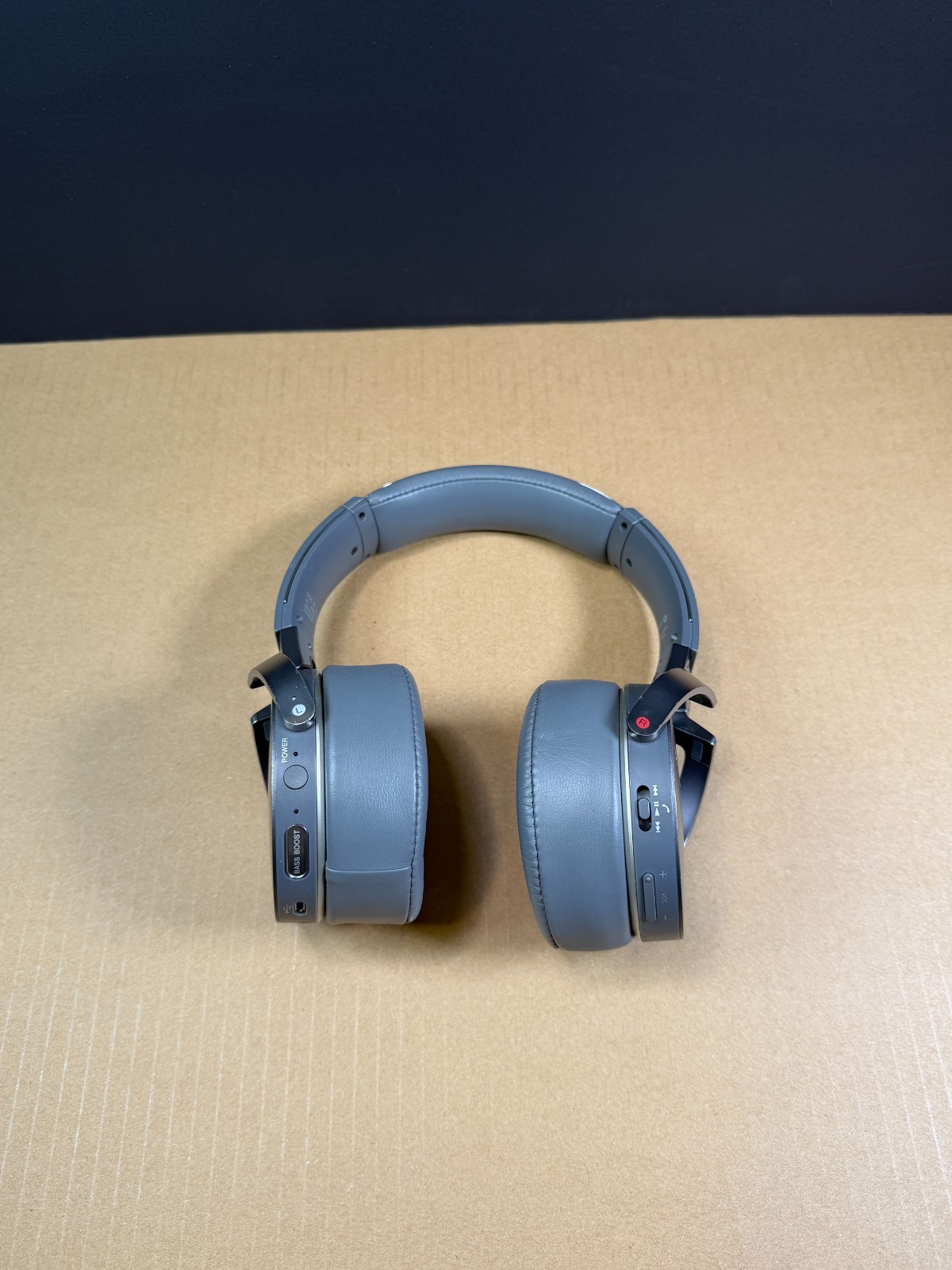Sony MDR-XB950BT Extra Bass Bluetooth Over Ear Headphones Gray Tested & Working