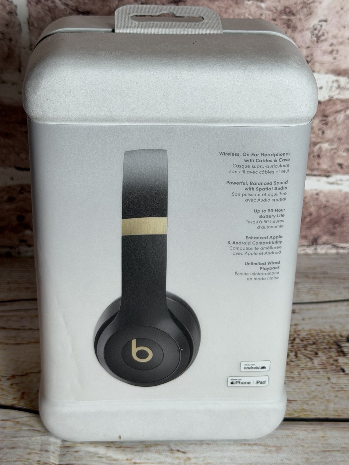 Beats Solo 4 Wireless On-Ear Headphones Black/Gold Foldable Mic USB-C NEW