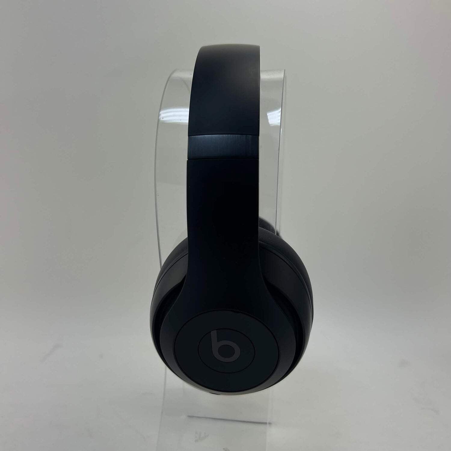 Beats Studio Pro Wireless Over-Ear Bluetooth Headphones Black A2924