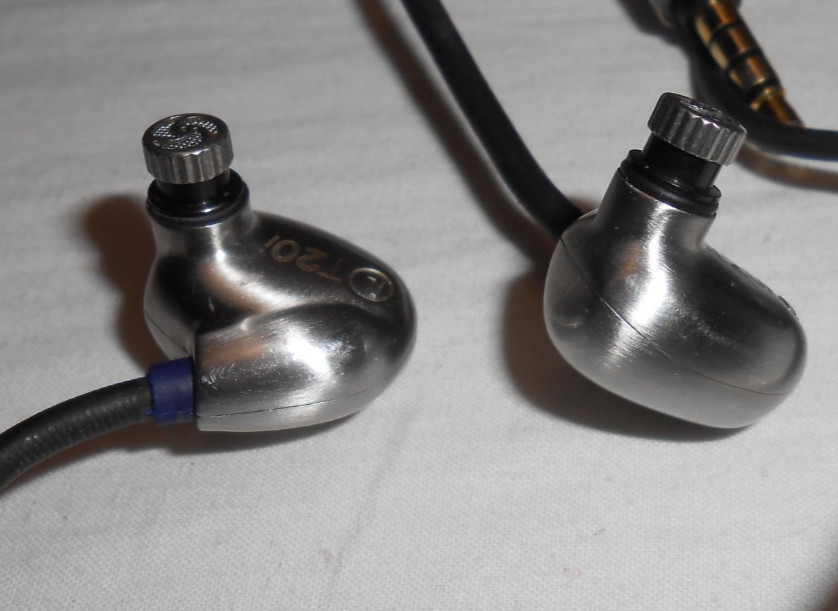 RHA T20i Dual Coil Driver In-Ear Headphones Hi-Fi Sound Quality NICE