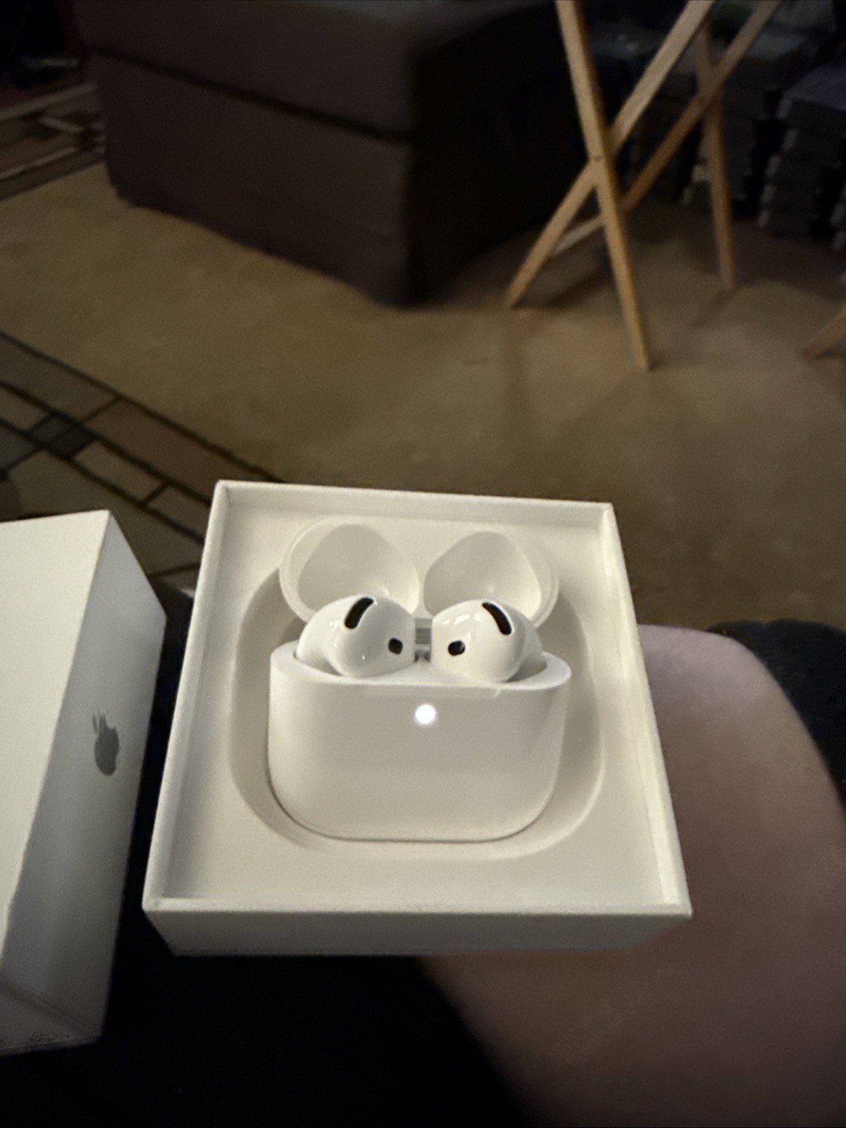 Apple AirPod 4 NEW in original Apple Open box