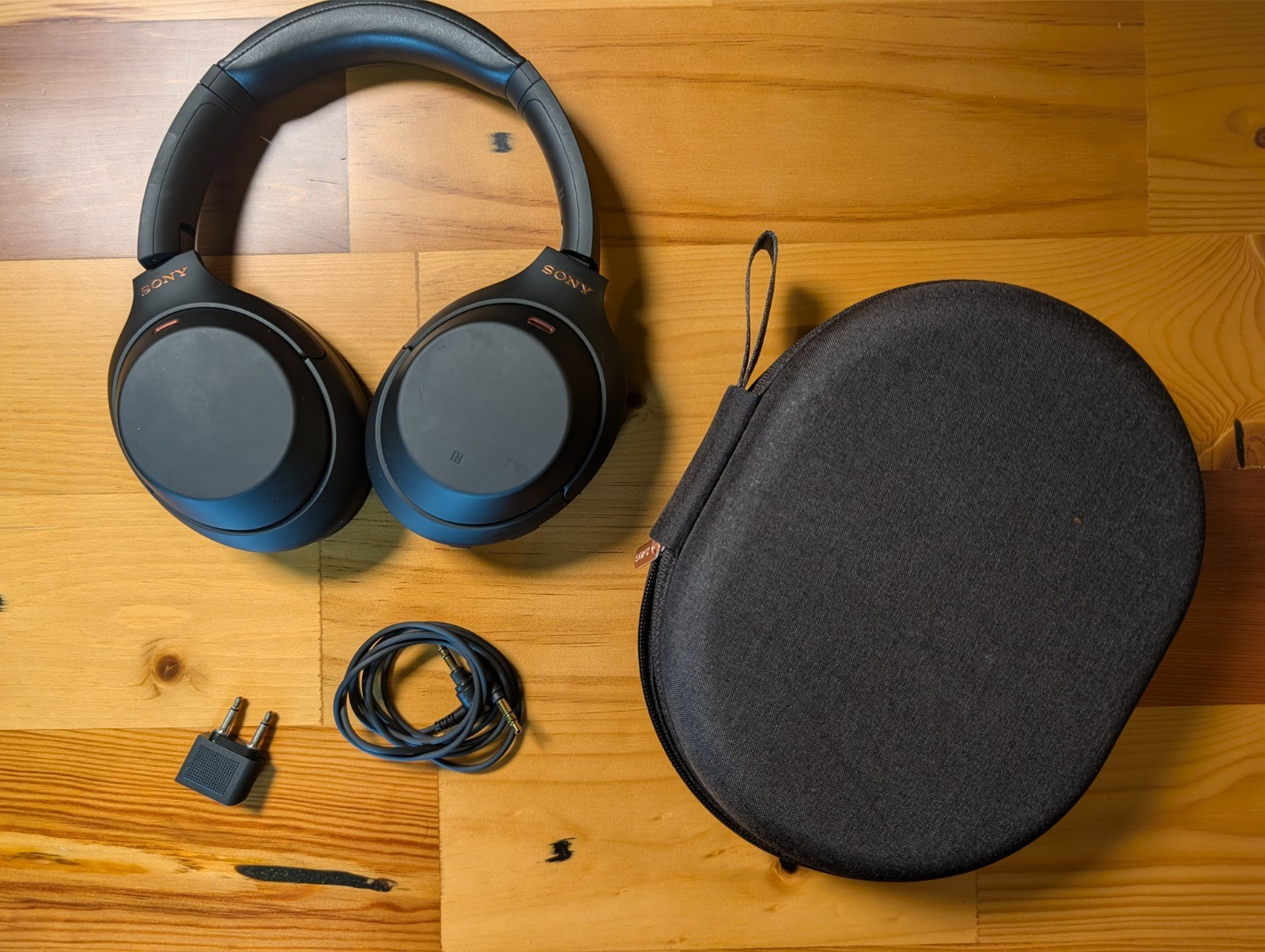 Sony Wireless Bluetooth Noise Canceling Over-Ear Headphones WH-1000XM4 (Black)