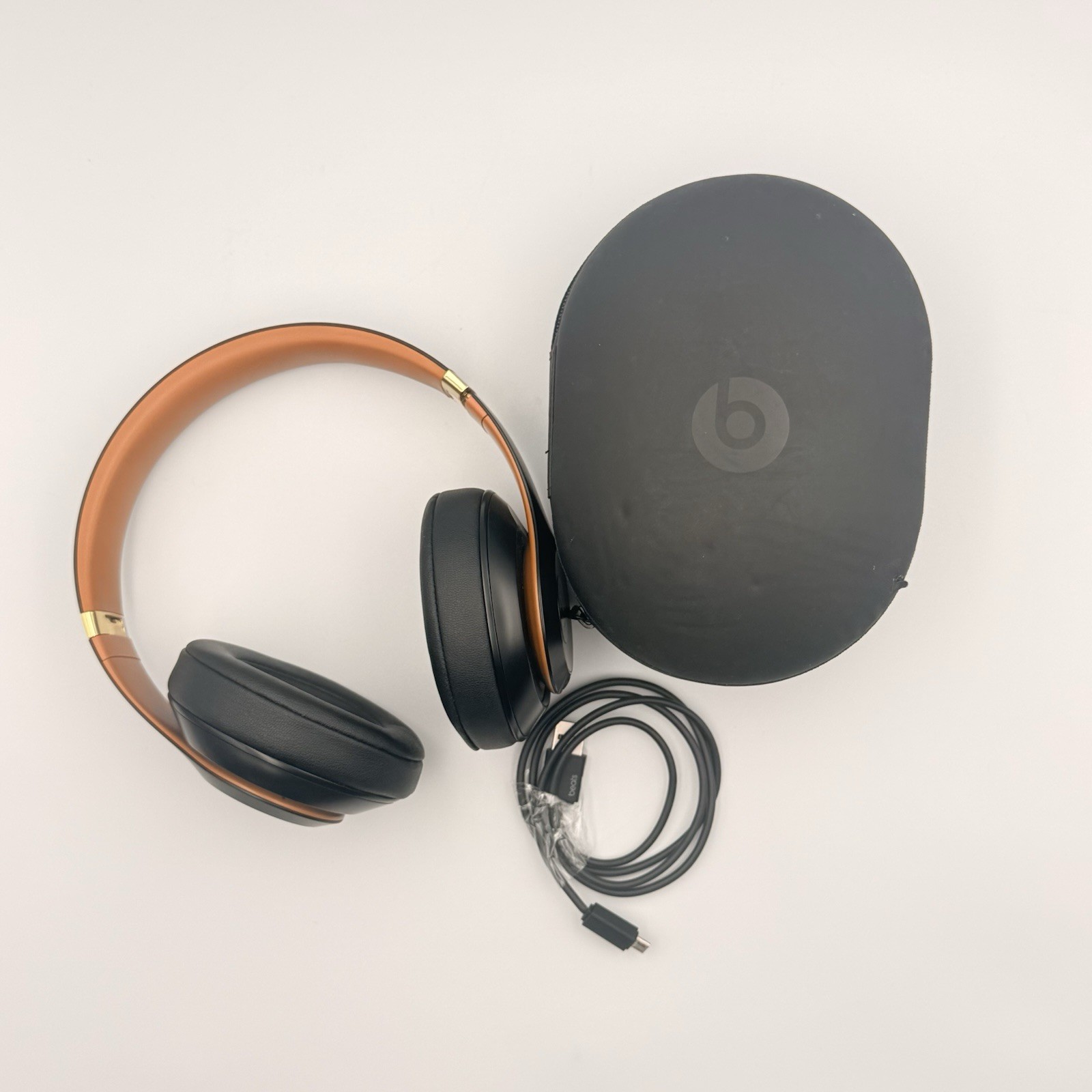 Beats Studio3 Wireless Over-Ear Headphones Skyline Midnight Black Bluetooth
