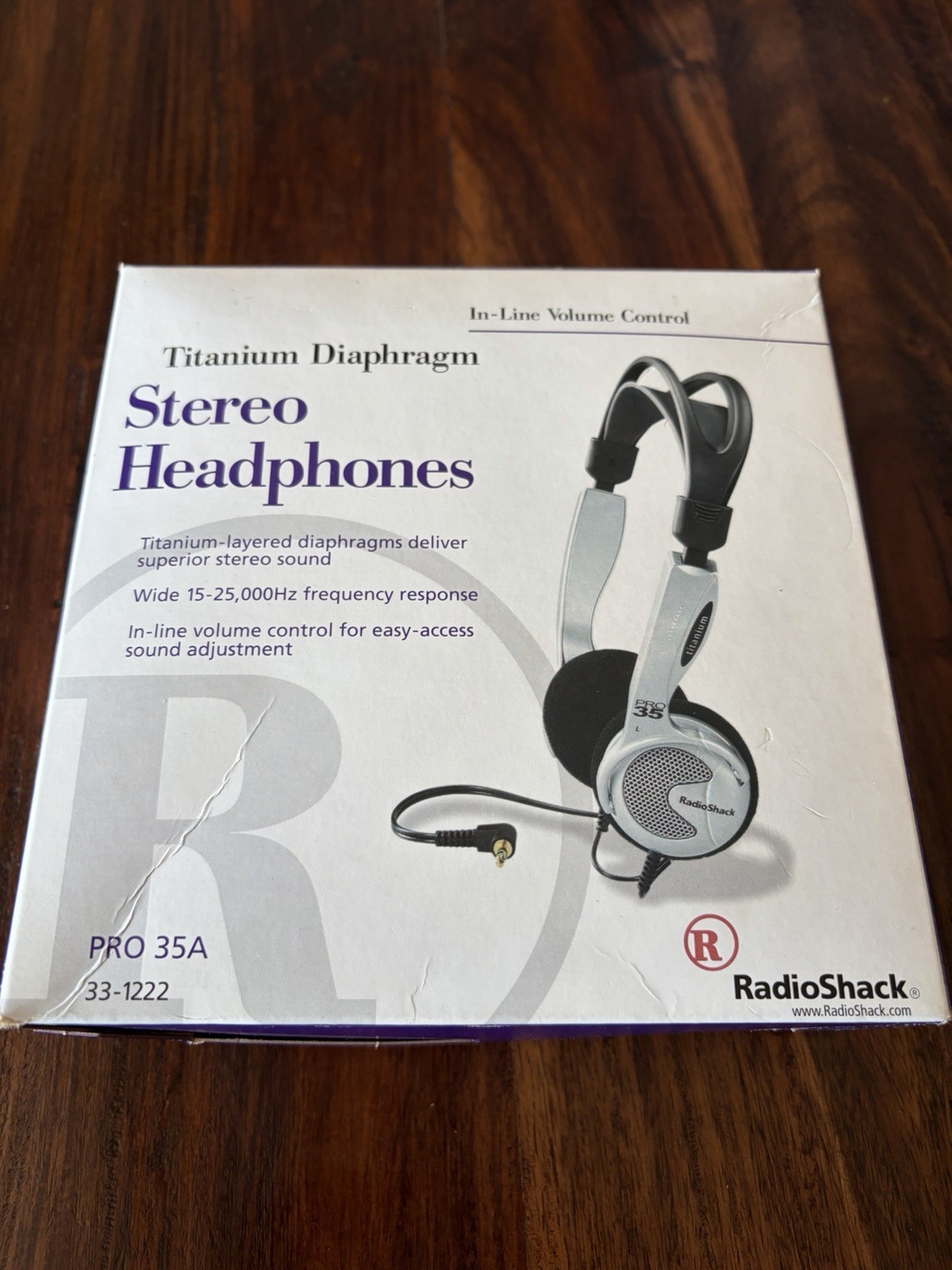 Radio Shack Pro 35A Titanium Stereo Headphones Black Gray Silver