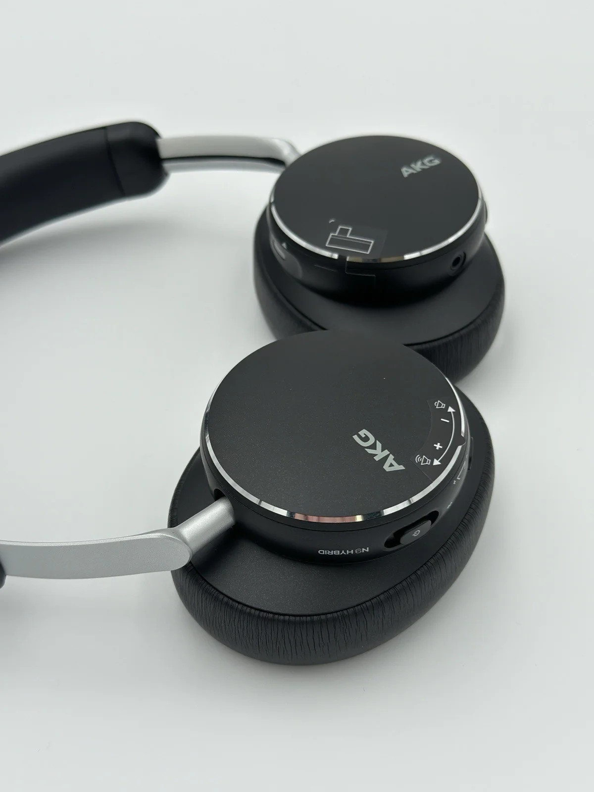 Harman AKG N9 Hybrid Wireless Headphones – Hi-Res Audio ANC