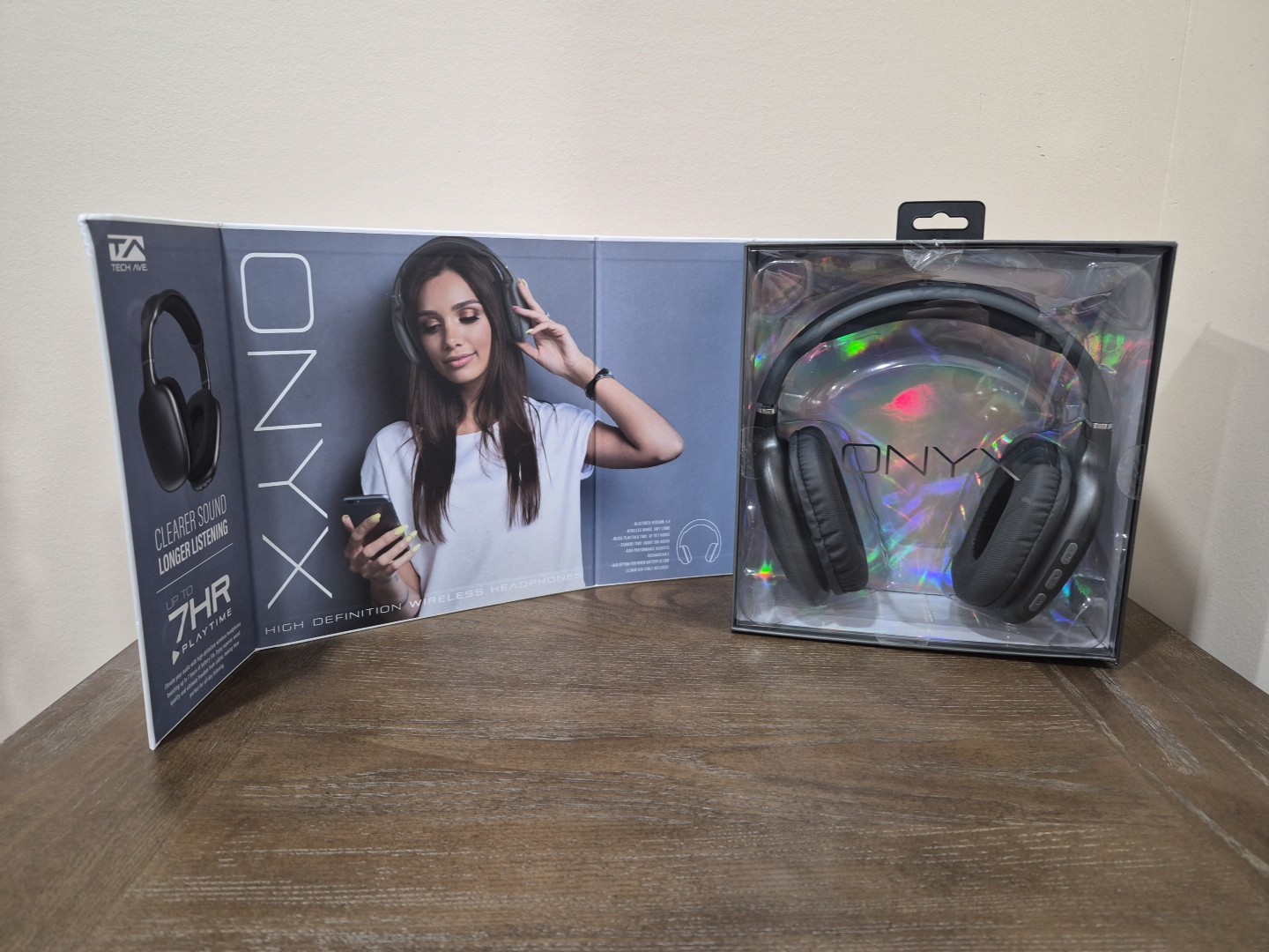 Tech Ave Black Onyx Wireless Headphones