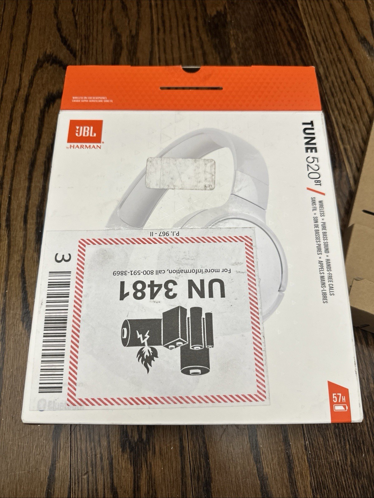 New Open Box JBL Tune 520BT Pure Bass Wireless Bluetooth Headphones (White)