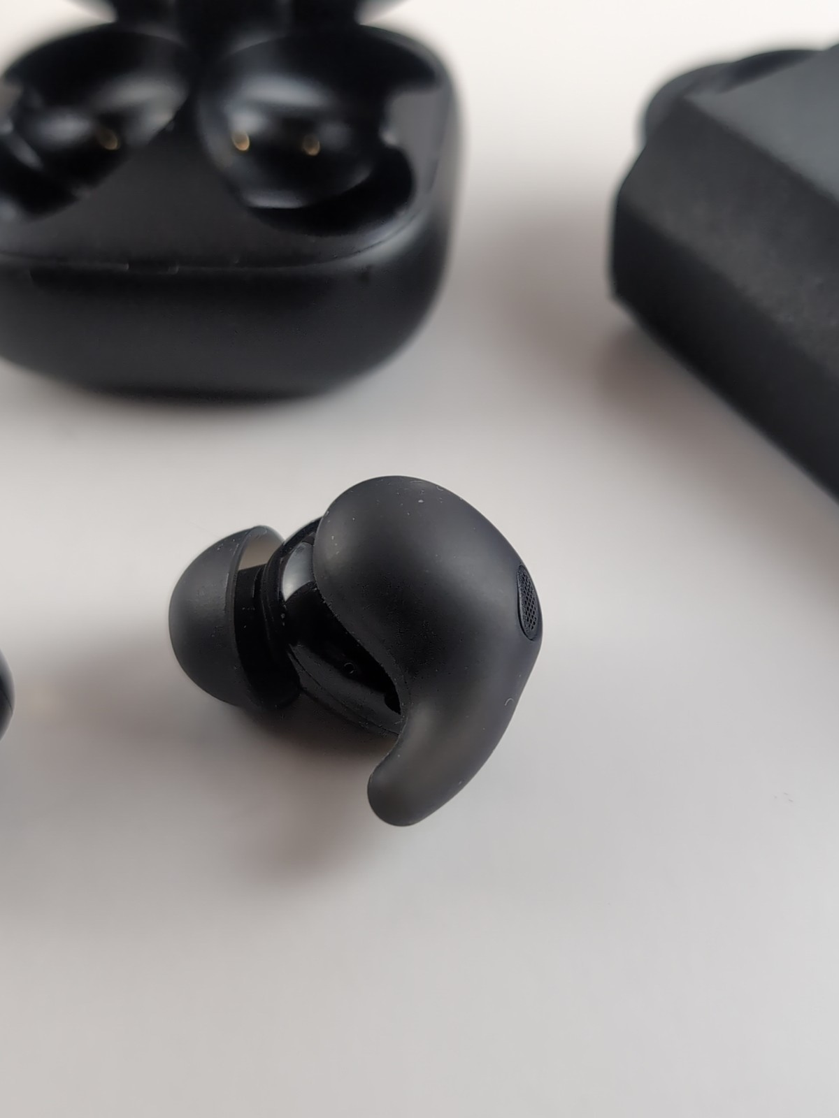 Sony WF-LS910N LinkBuds Fit True Wireless Noise-Canceling Earbuds (Black)