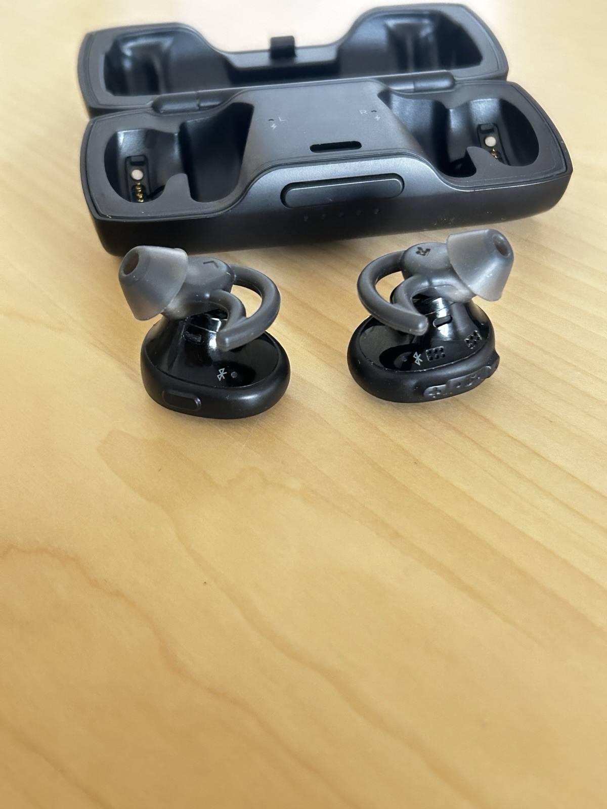 *FOR LEFT BUD/PARTS* Bose SoundSport Free Wireless Earbuds Headphones Earbuds