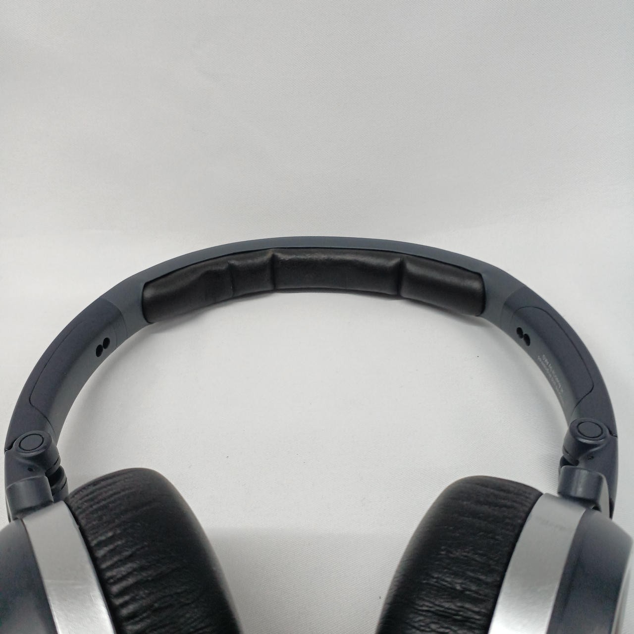 AKG K450 Closed-Back Over-Ear Headphones Dynamic 32Ω Used with Warranty