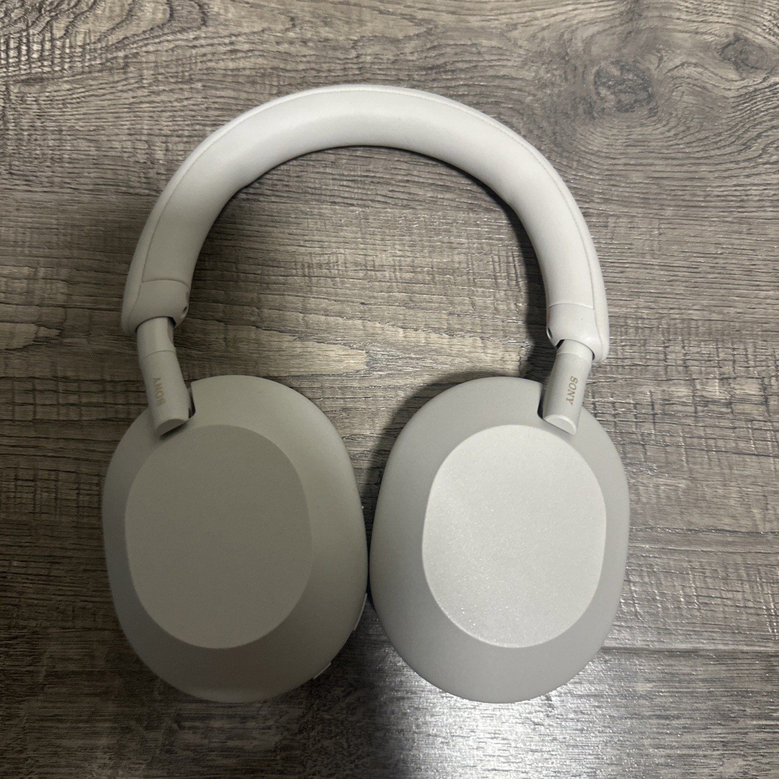 Sony WH-1000XM5 Wireless Noise Cancelling Headphones wh1000xm5 – Silver