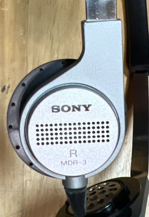 Vintage 1980s NOS SONY MDR-3 STERIO HEADPHONES -TESTED WORK -ORIGINAL PACKAGING