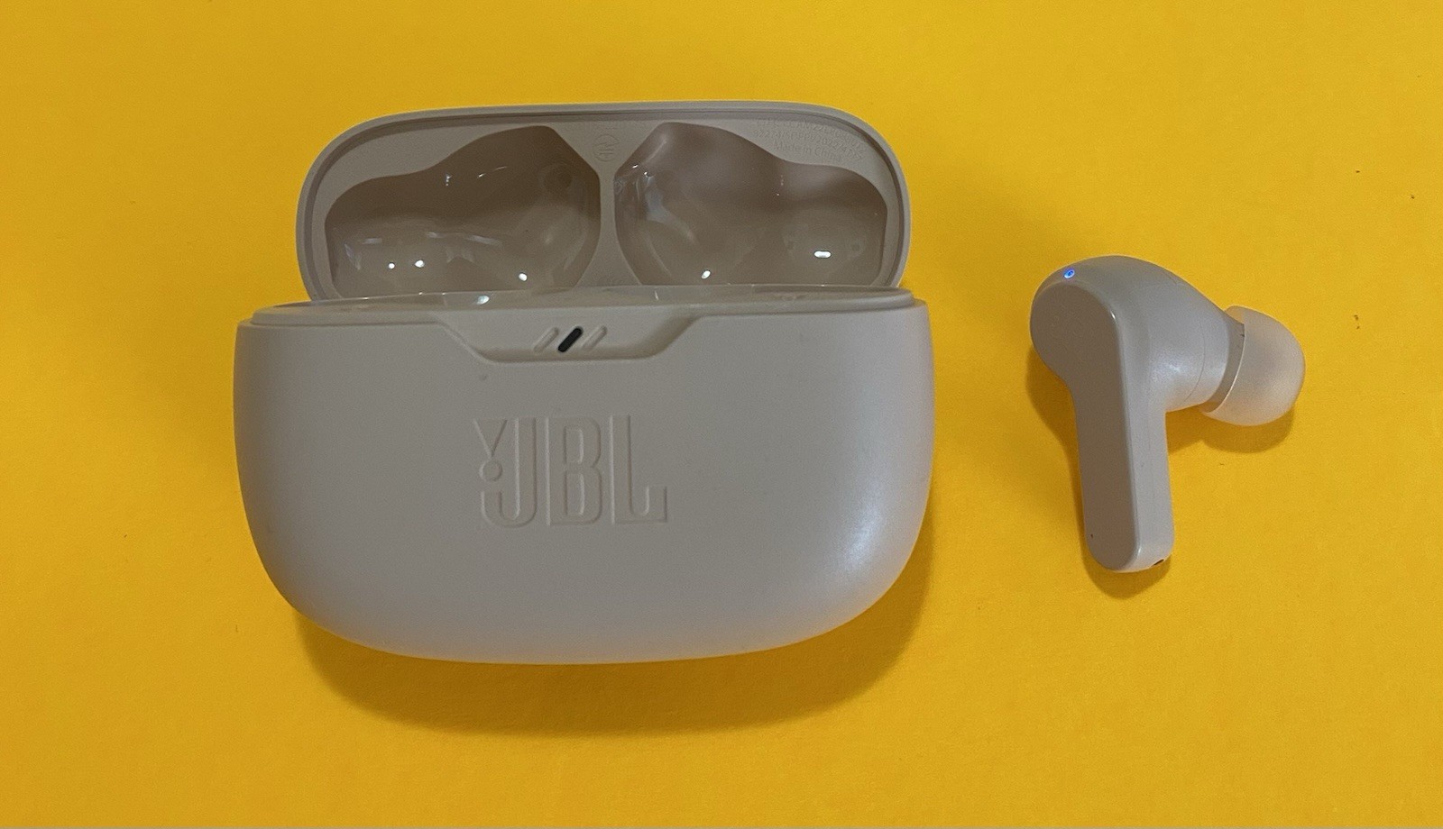 JBL Vibe Beam True Wireless Bluetooth Earbuds – RIGHT EARBUD Working