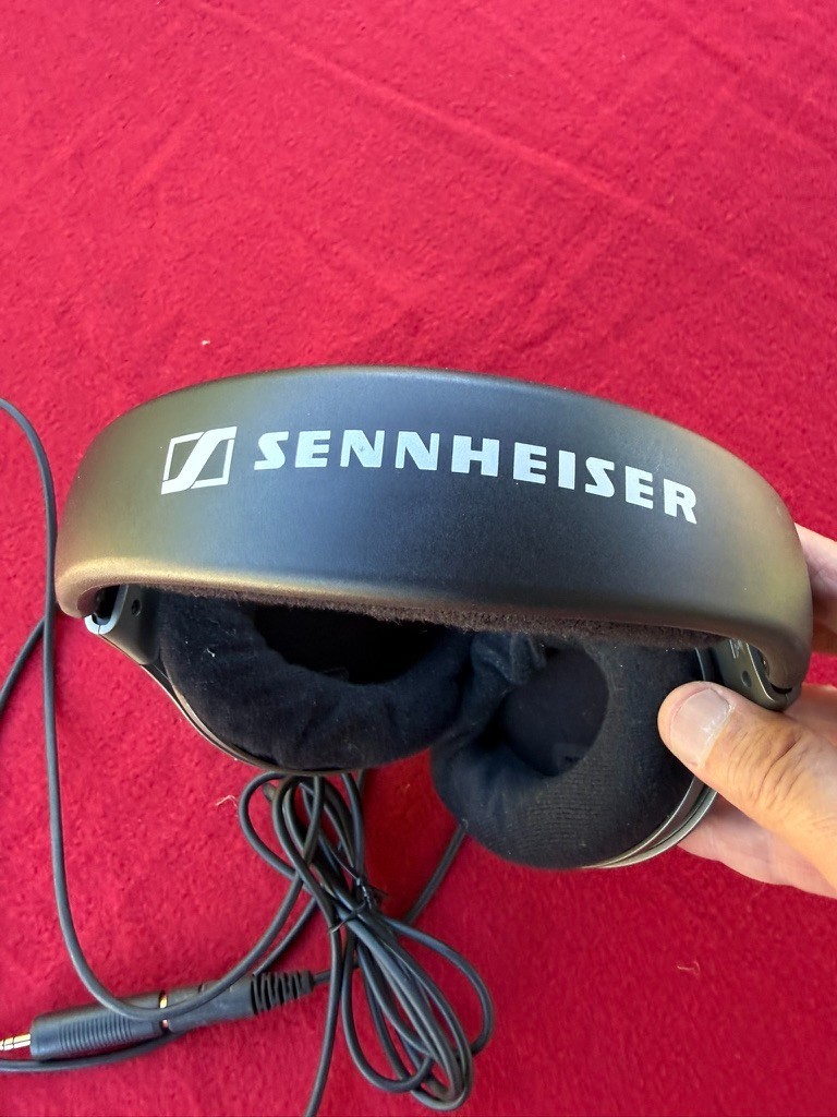 Sennheiser HD 518 Headphones