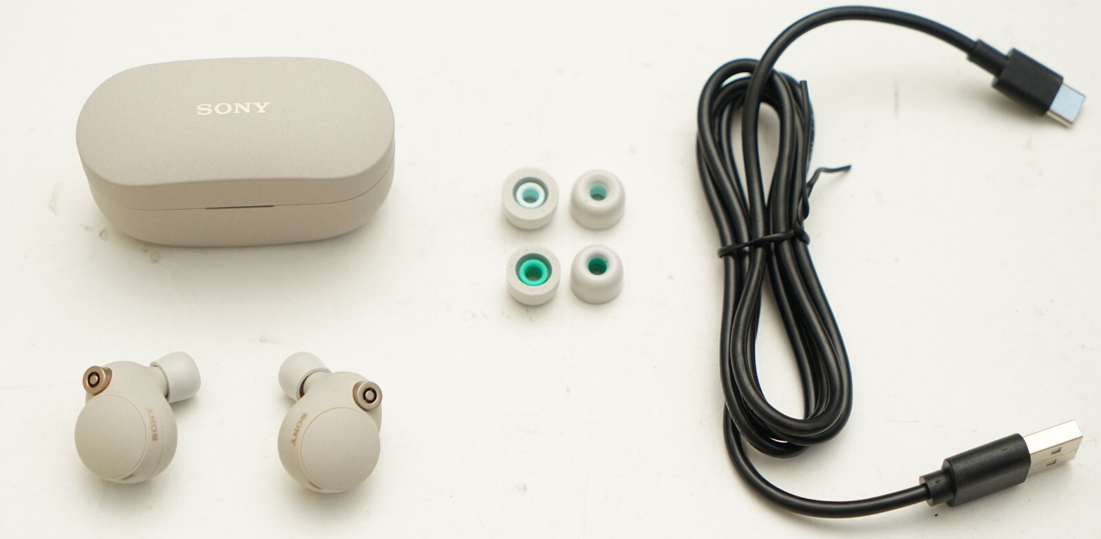 SONY WF-1000XM4/S Wireless Noise Canceling In-Ear Headphone Silver NEW BATTERIES